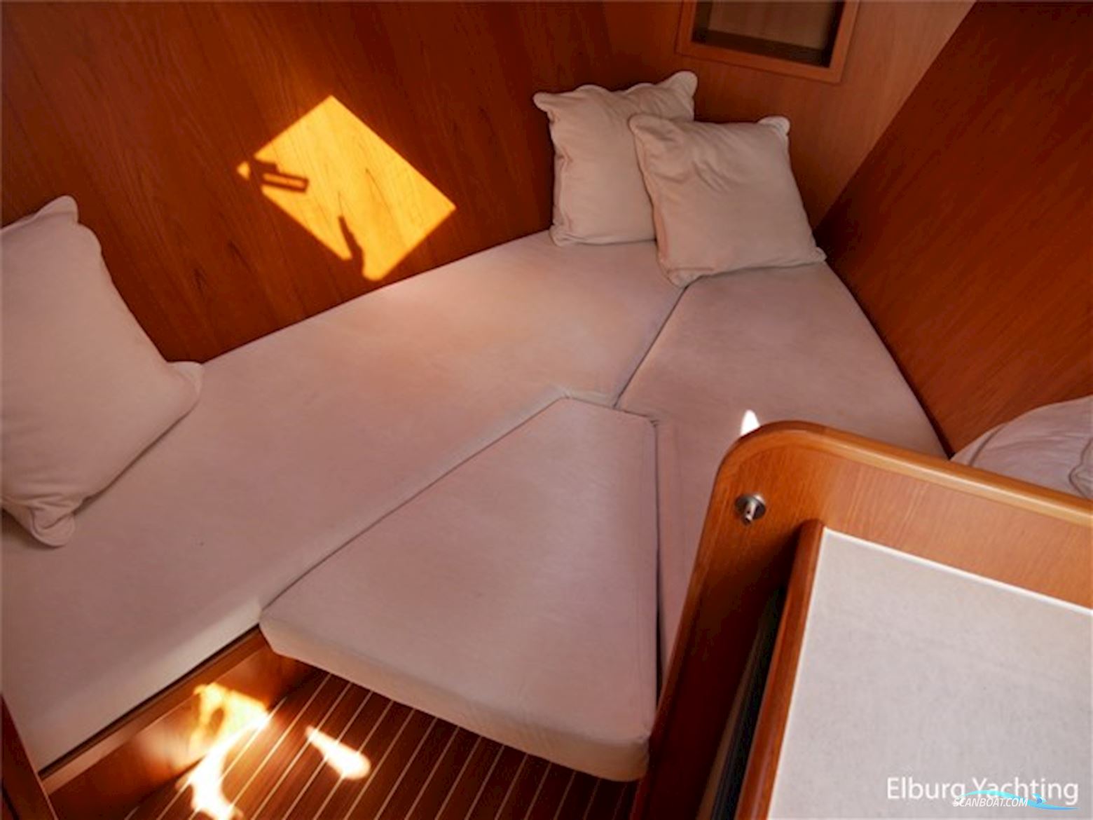 Euroship 33,3ft. Custombuilt Cabinsloep