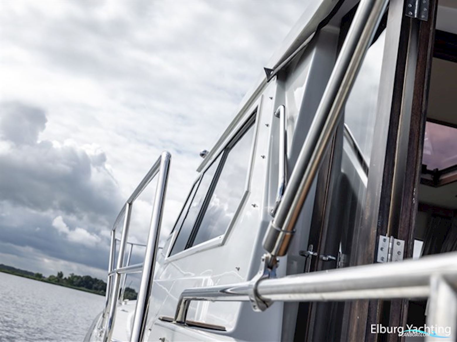 Excellent 1000 - Touring