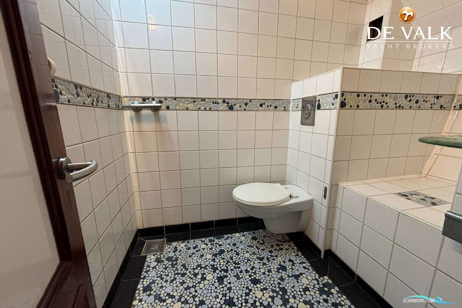 Expedition Vessel Long Range 29M