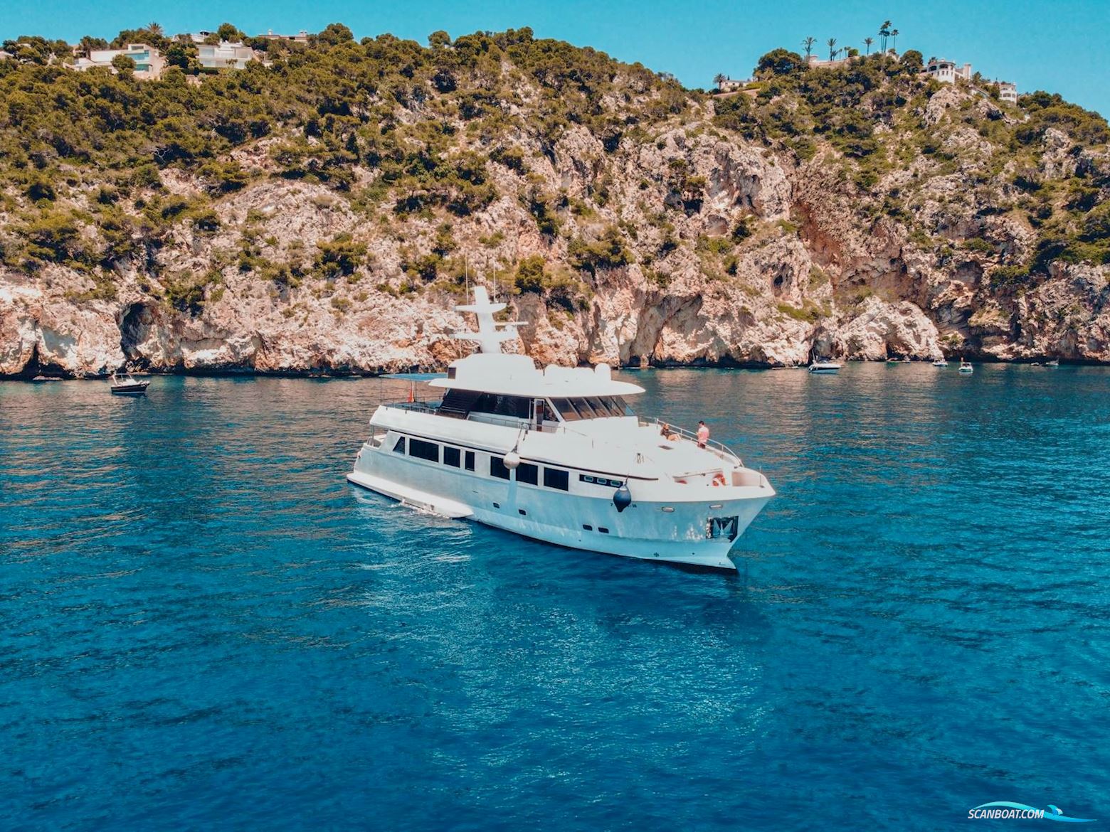 Explorer Yacht 92 Pro 50 Pax