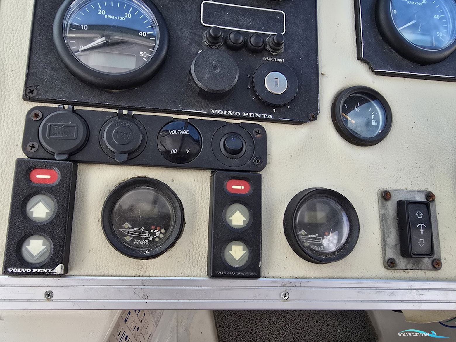 Fairline  32 Phantom