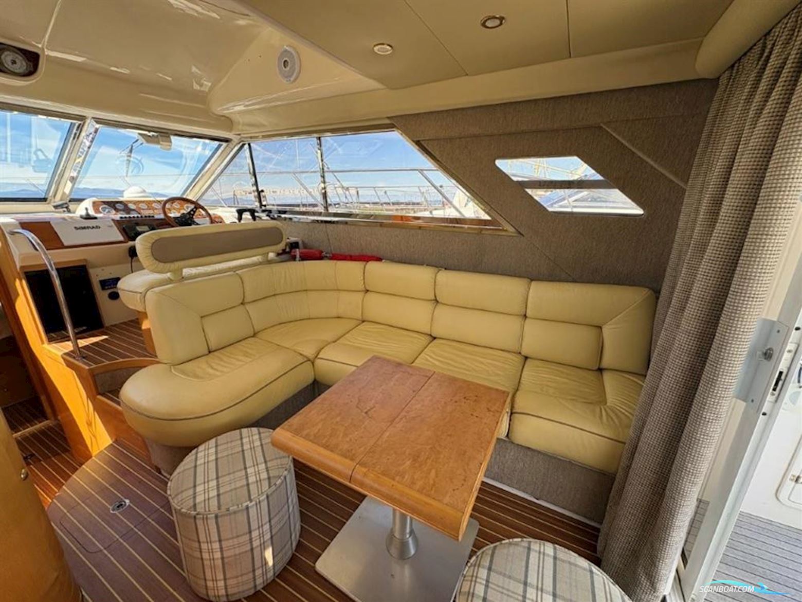 Fairline  Phantom 37