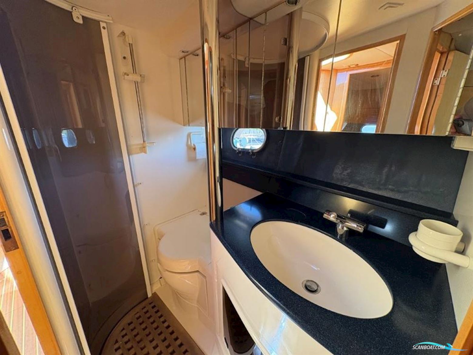 Fairline  Phantom 37
