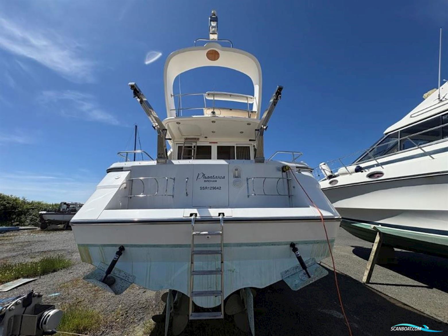 Fairline  Phantom 37