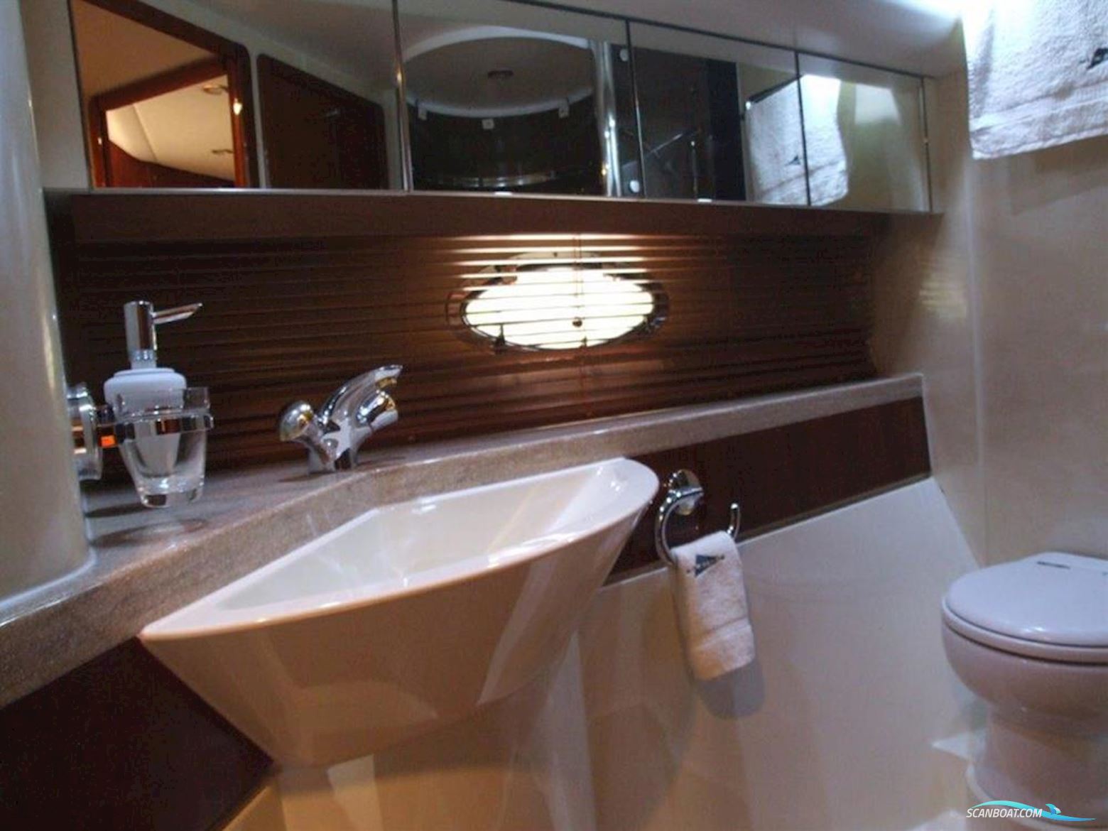 Fairline  Squadron 55