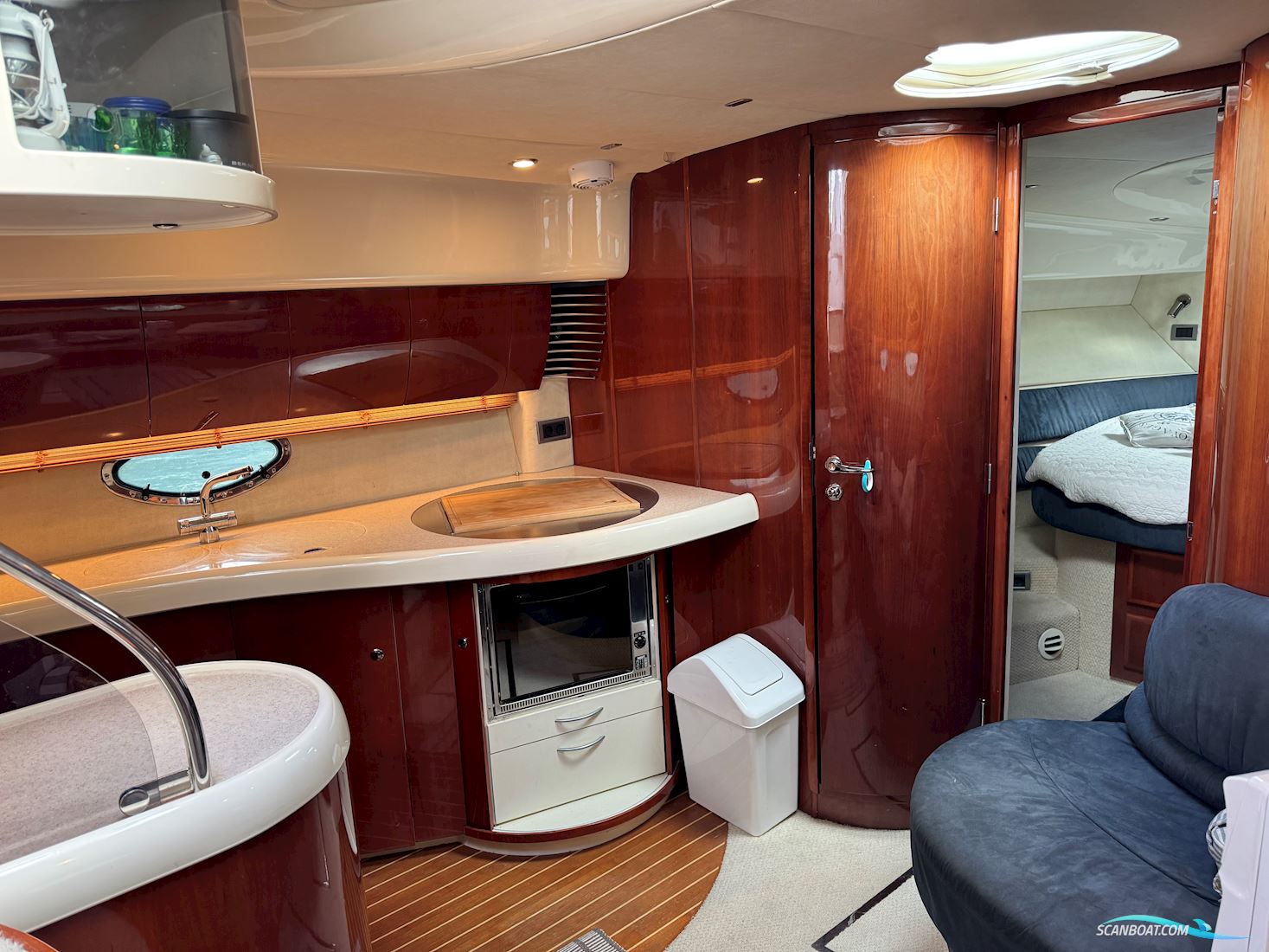 Fairline 43