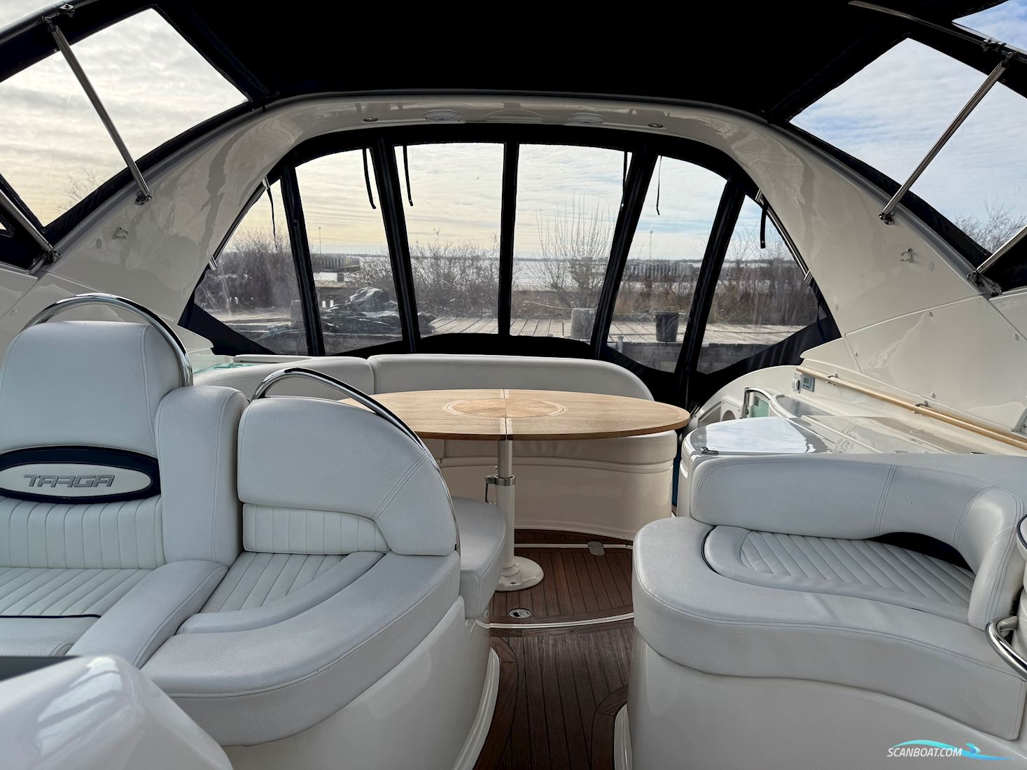 Fairline 43