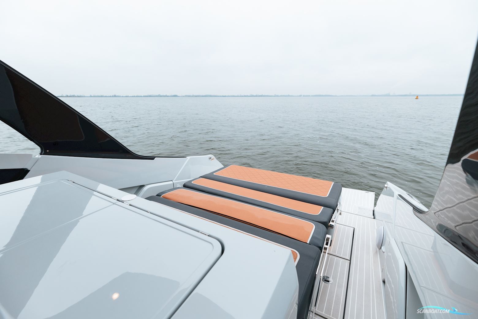 Fairline F Line 33