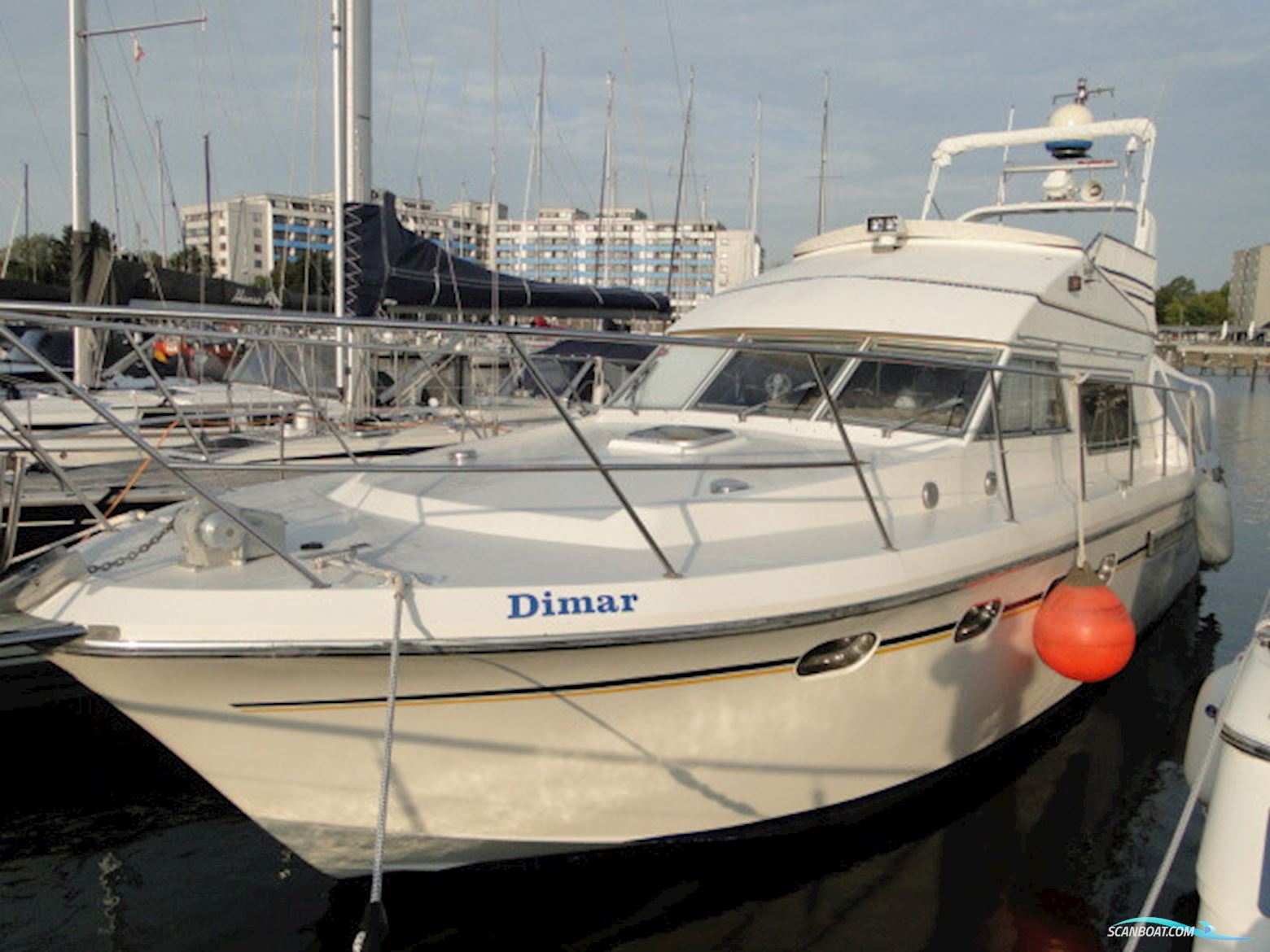 Fairline Forty Motorbåt 1988, med Volvo Pernta Tamd 61A motor, Tyskland