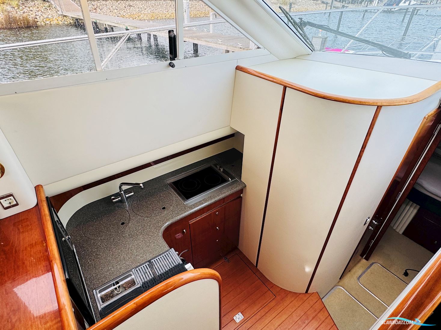 Fairline Phantom 38