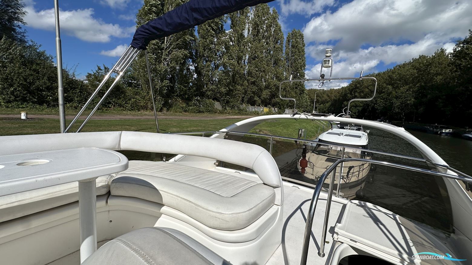 Fairline Phantom 40 Flybridge