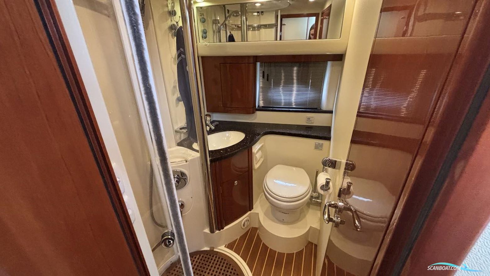 Fairline PHANTOM 40