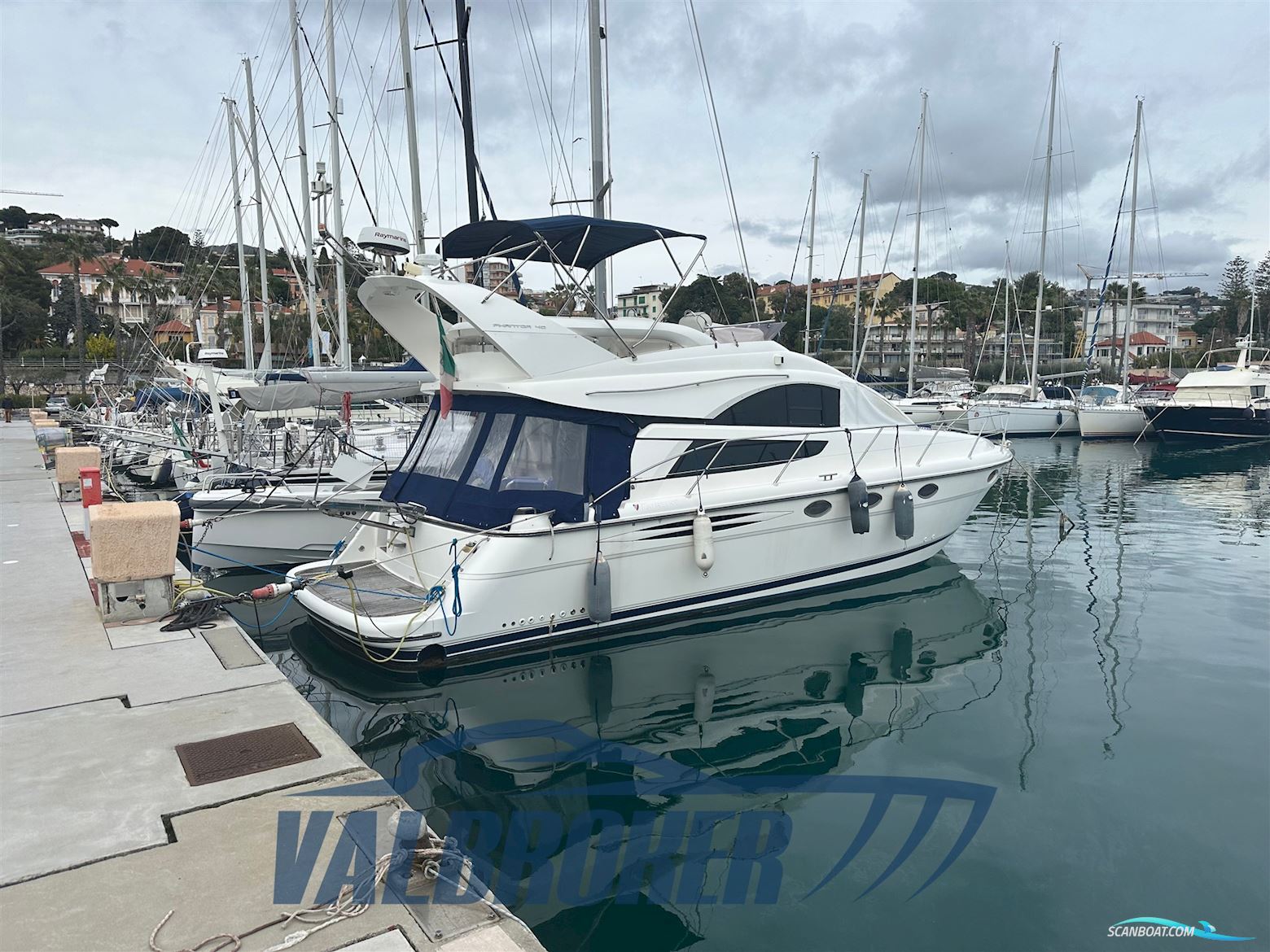 Fairline Phantom 40 Motorbåt 2006, med Volvo Penta motor, Italien