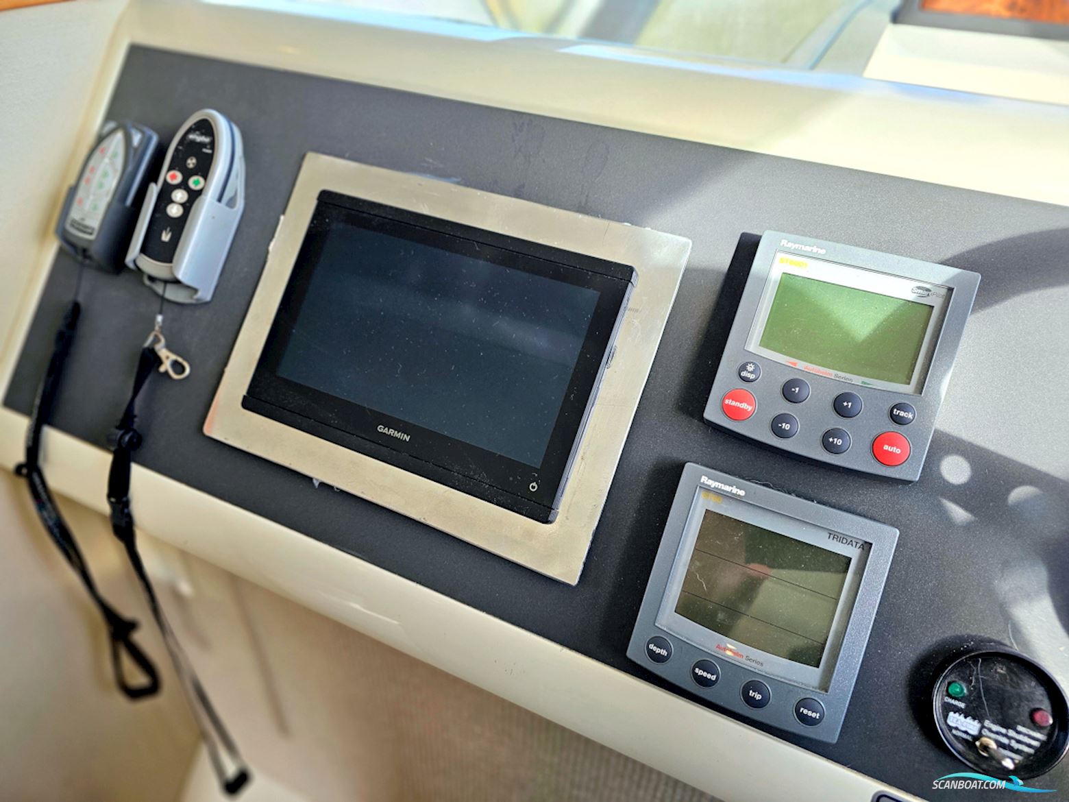 Fairline Phantom 40 Volvo Penta D6-370 EVC