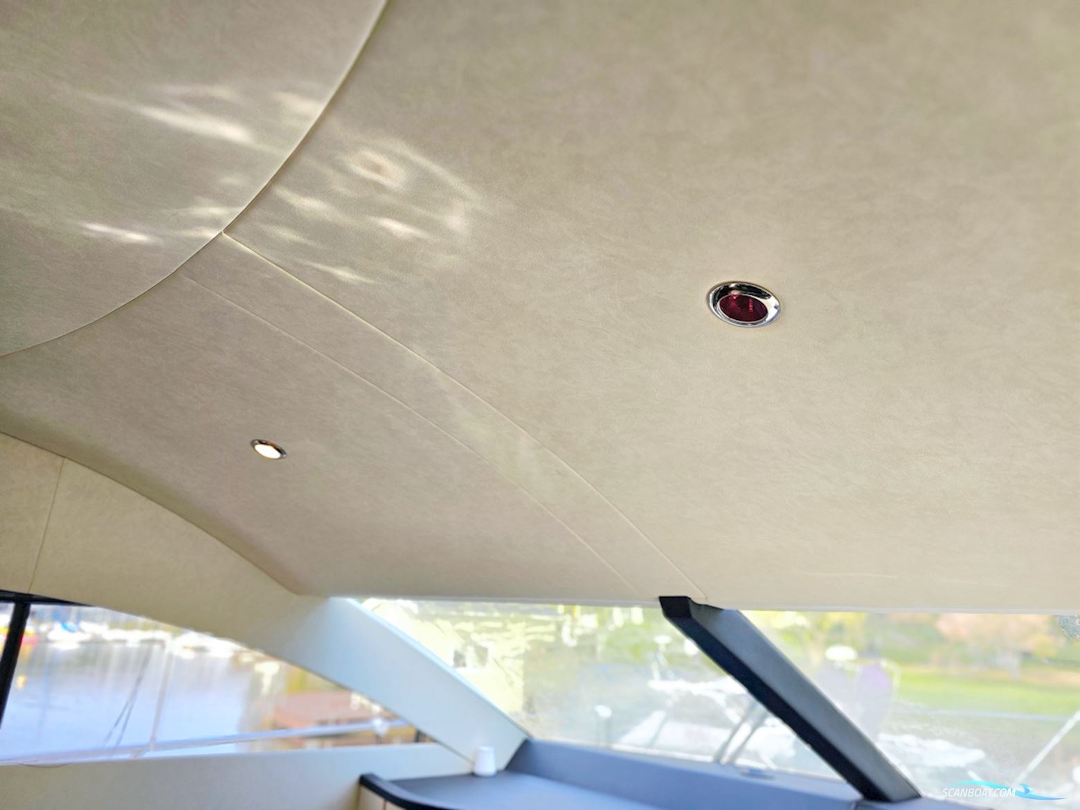 Fairline Phantom 40 Volvo Penta D6-370 EVC