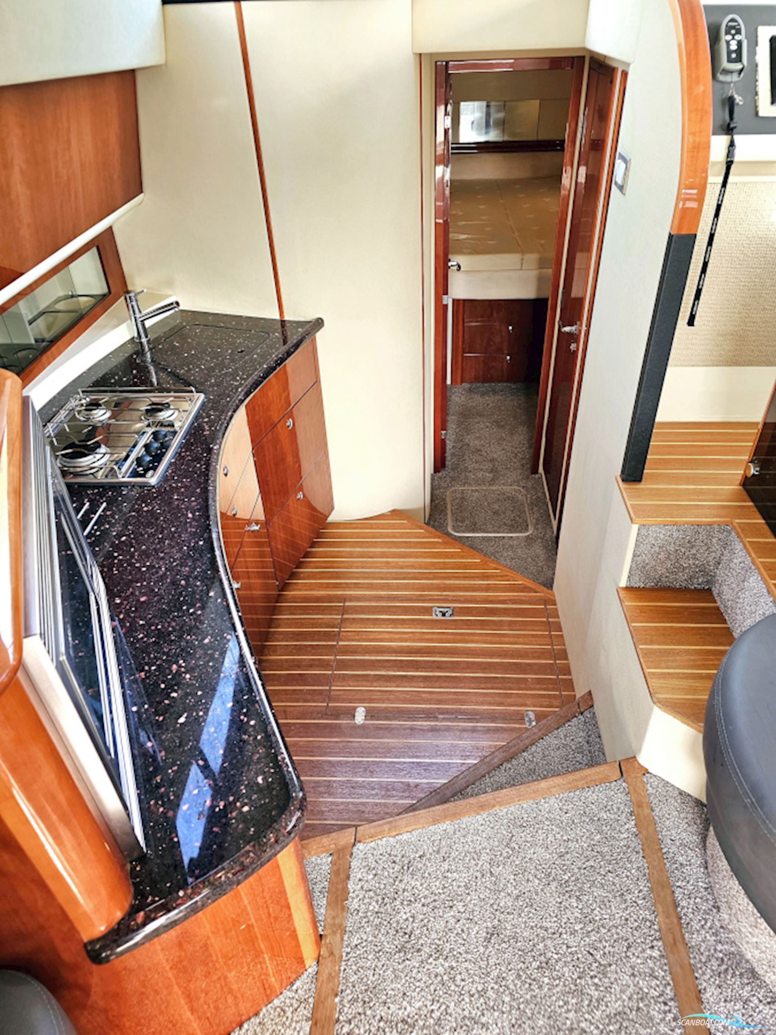 Fairline Phantom 40 Volvo Penta D6-370 EVC