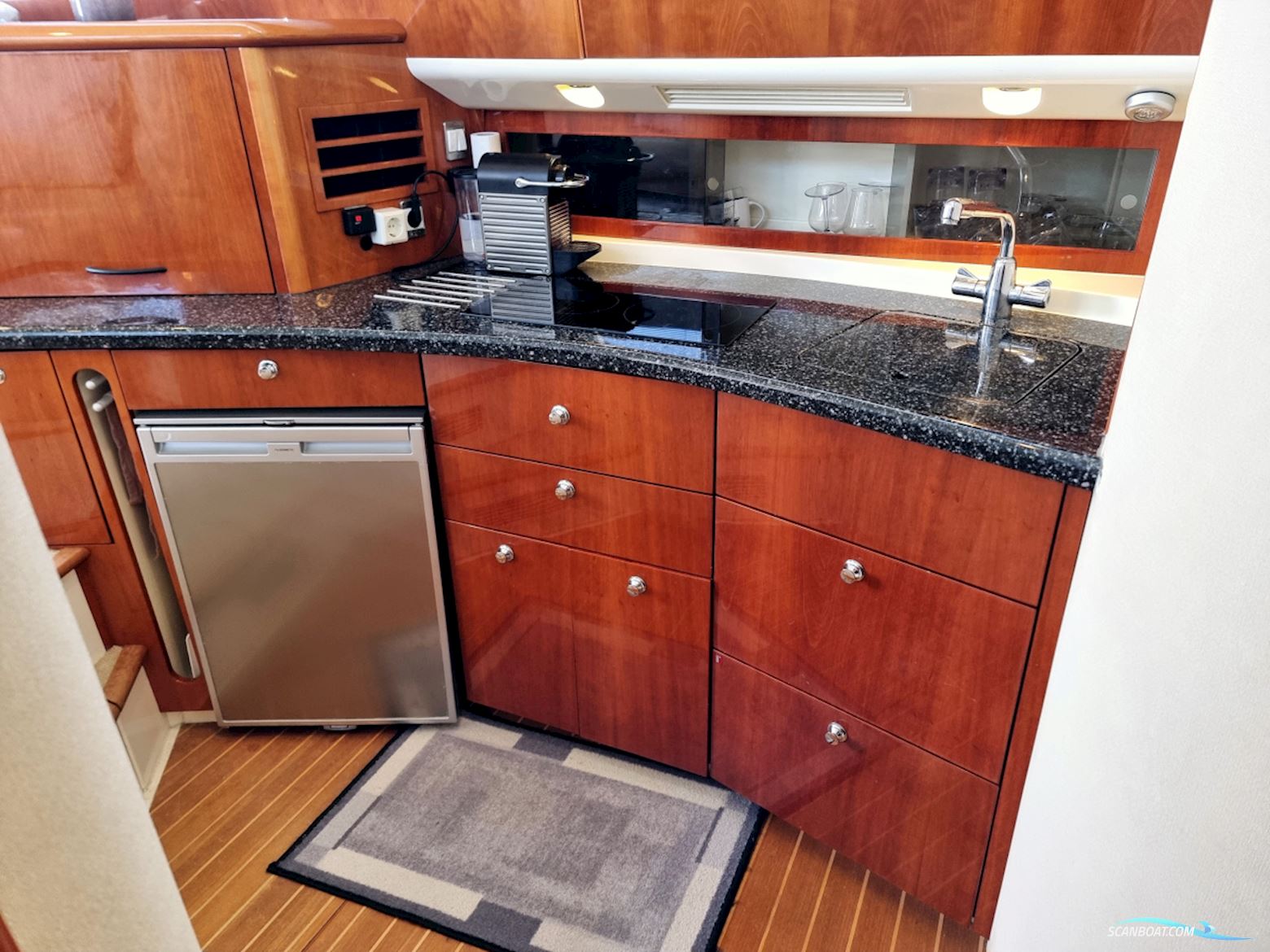 Fairline Phantom 40 Volvo Penta TAMD 63P EC