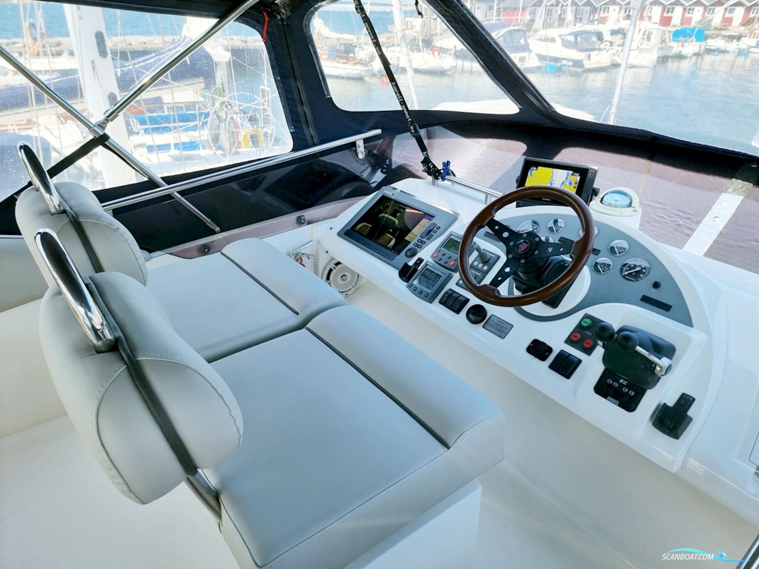 Fairline Phantom 40 Volvo Penta Tamd 63P EC