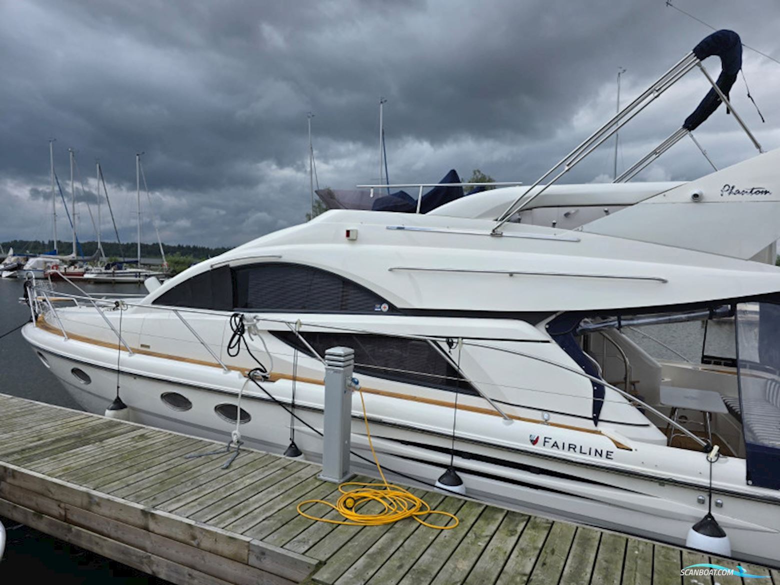 Fairline Phantom 43 Fly