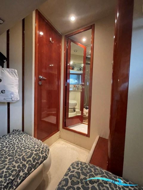 Fairline Phantom 43-Reserveret
