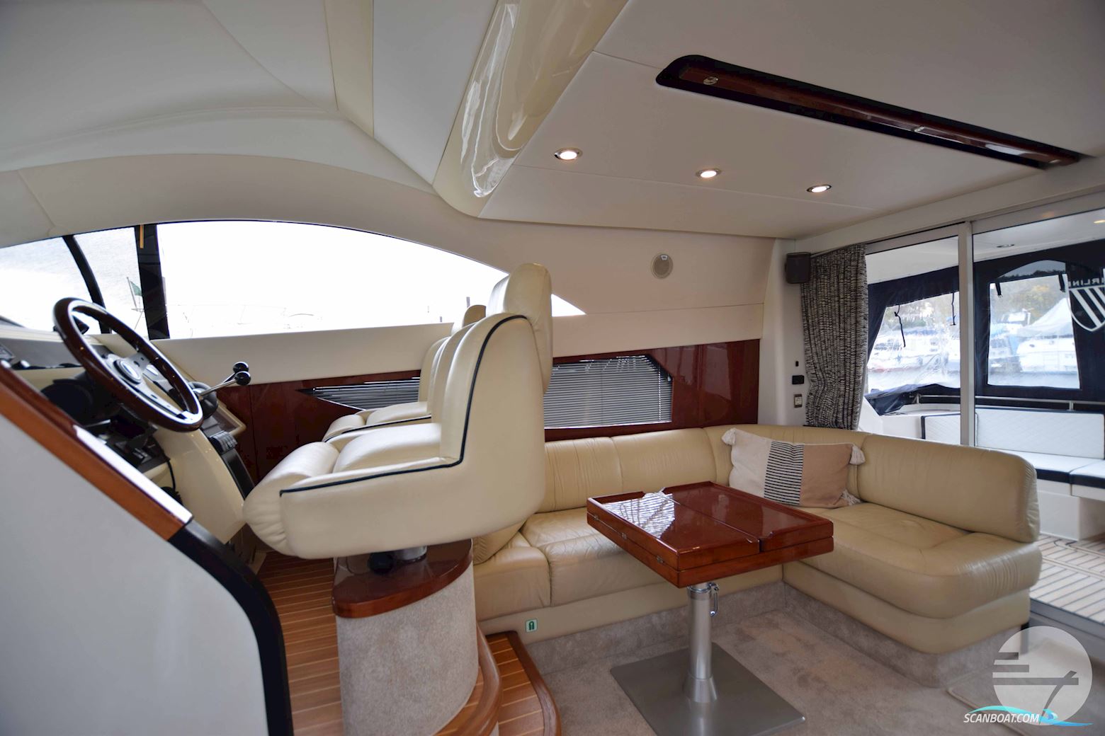 Fairline Phantom 43