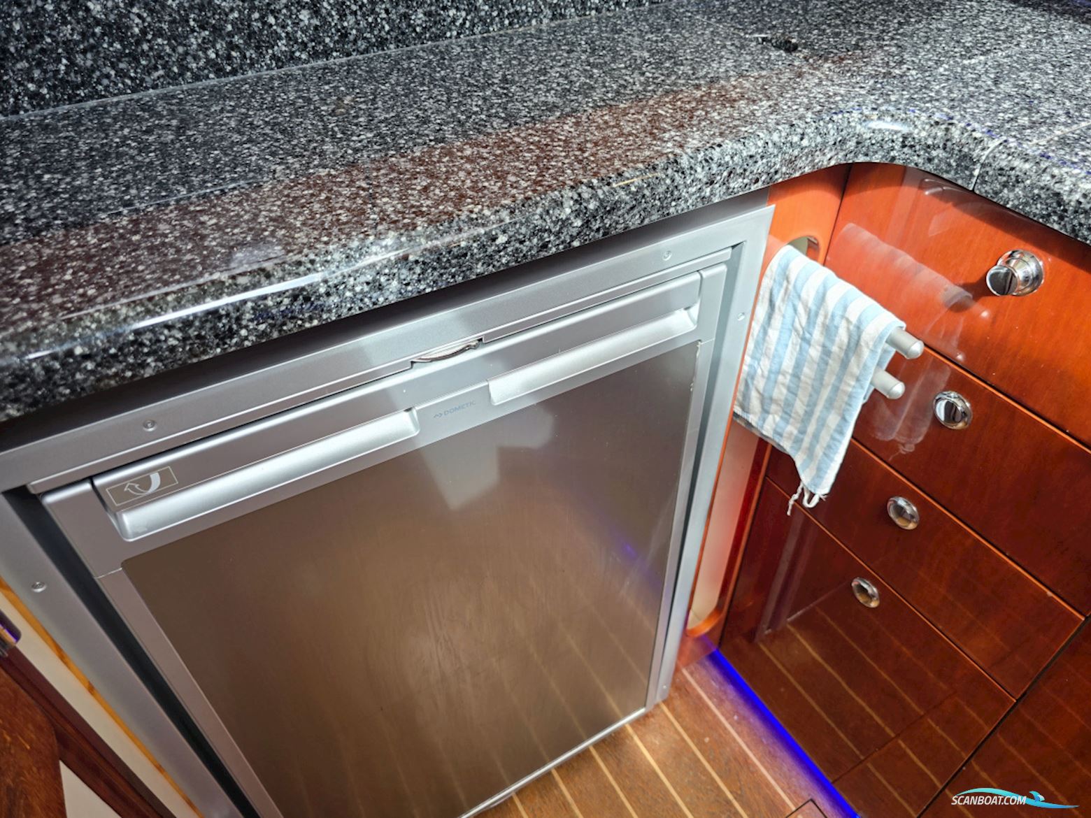 Fairline Phantom 43 Volvo Penta Tamd 74P-A