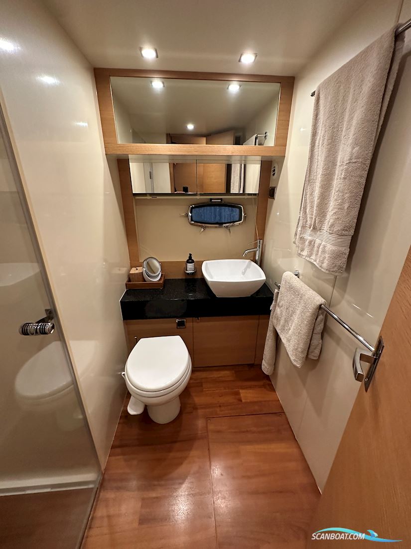 Fairline Phantom 48 - 2009