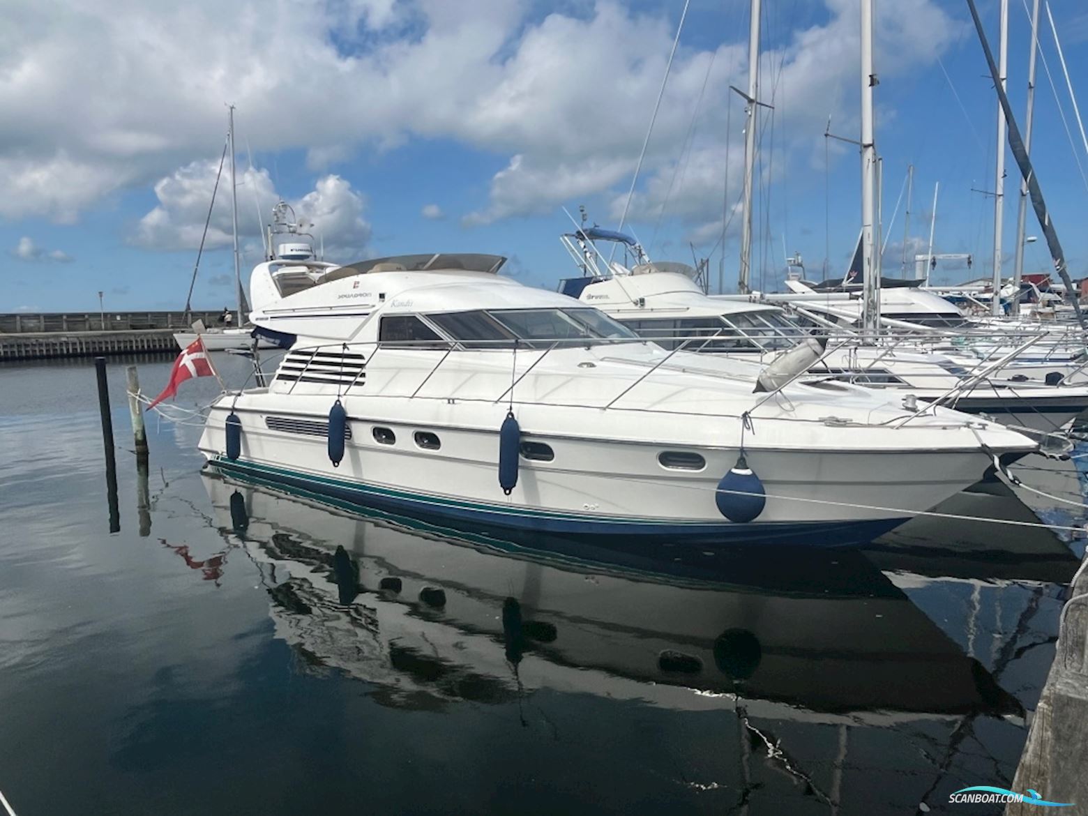 Fairline Squadron 43 Motorbåt 1995, med Volvo Penta Tamd72 motor, Danmark