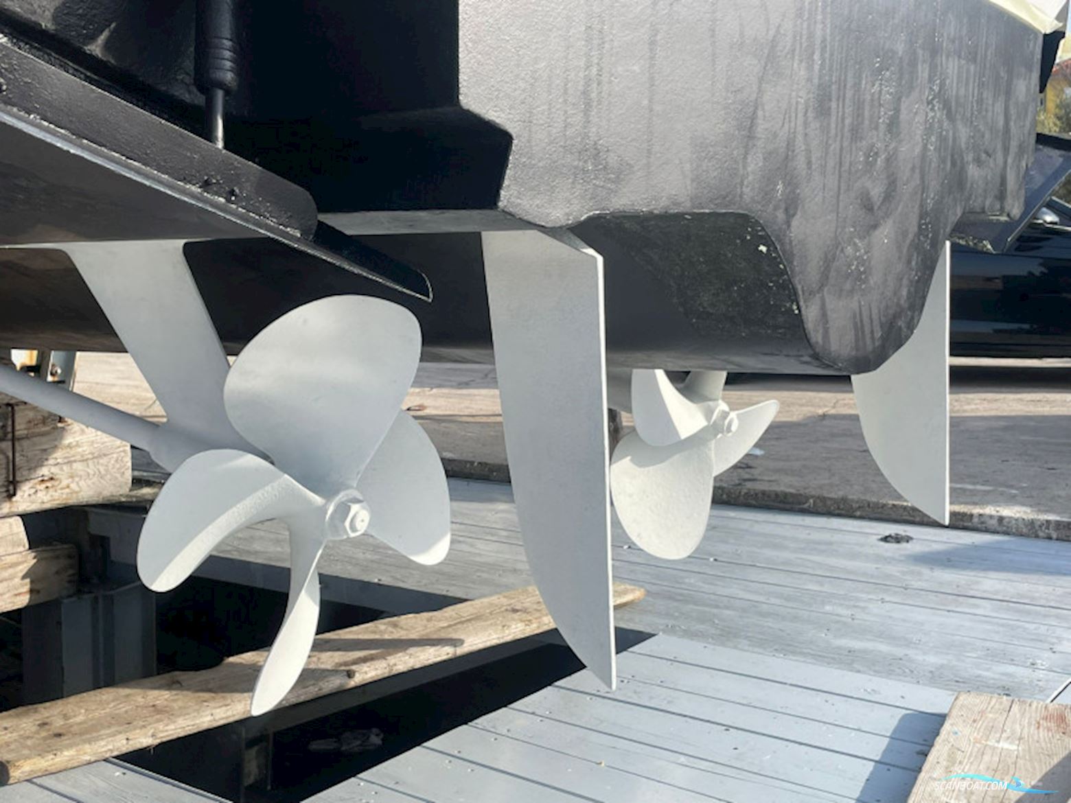 Fairline Squadron 52 Fly