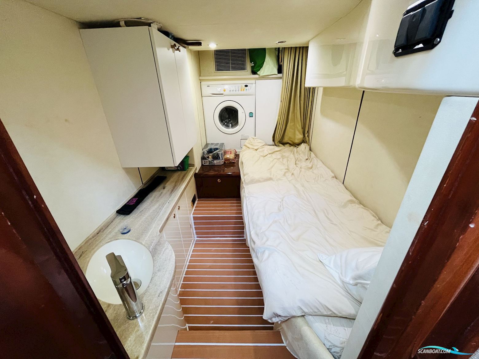 Fairline Squadron 52