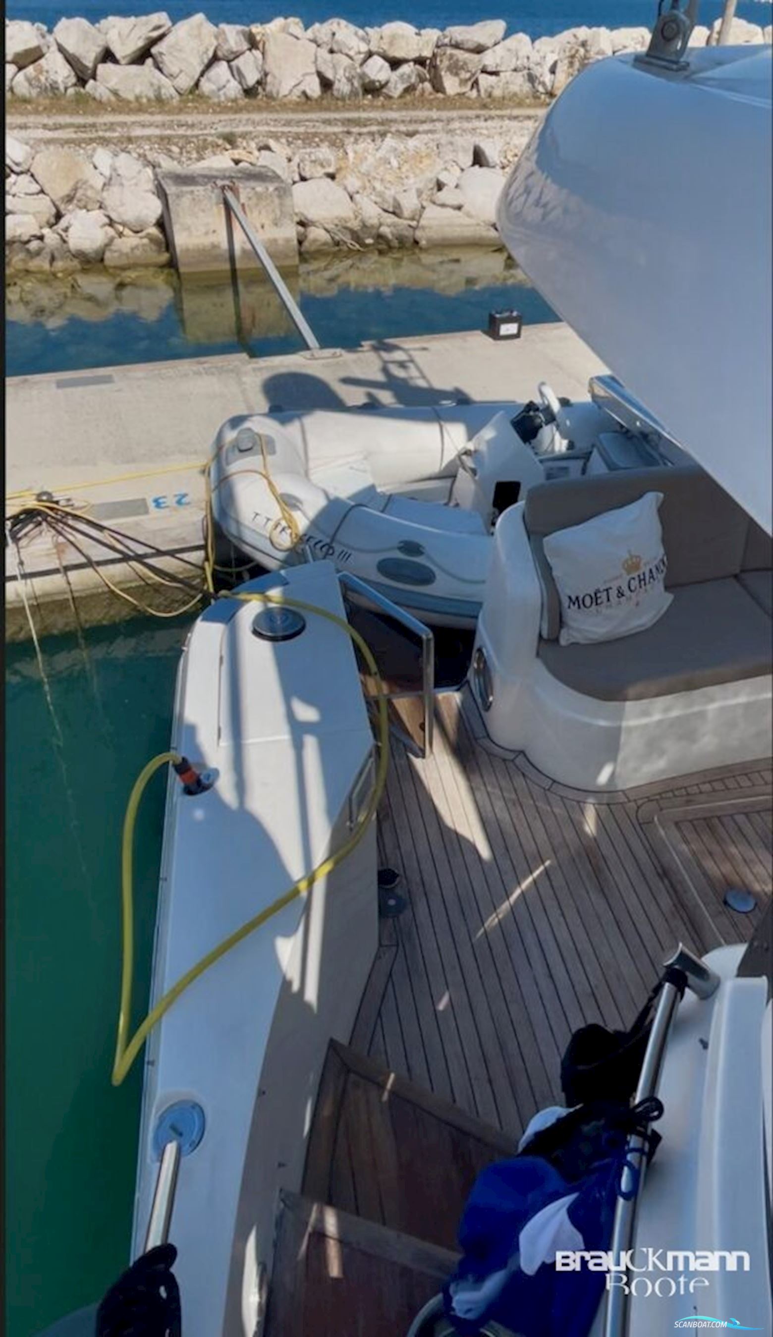 Fairline Squadron 52