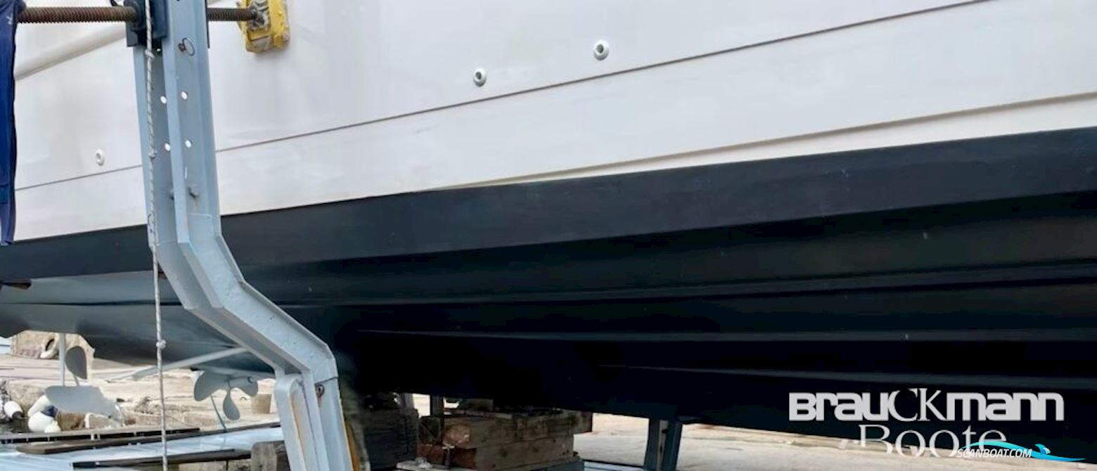 Fairline Squadron 52