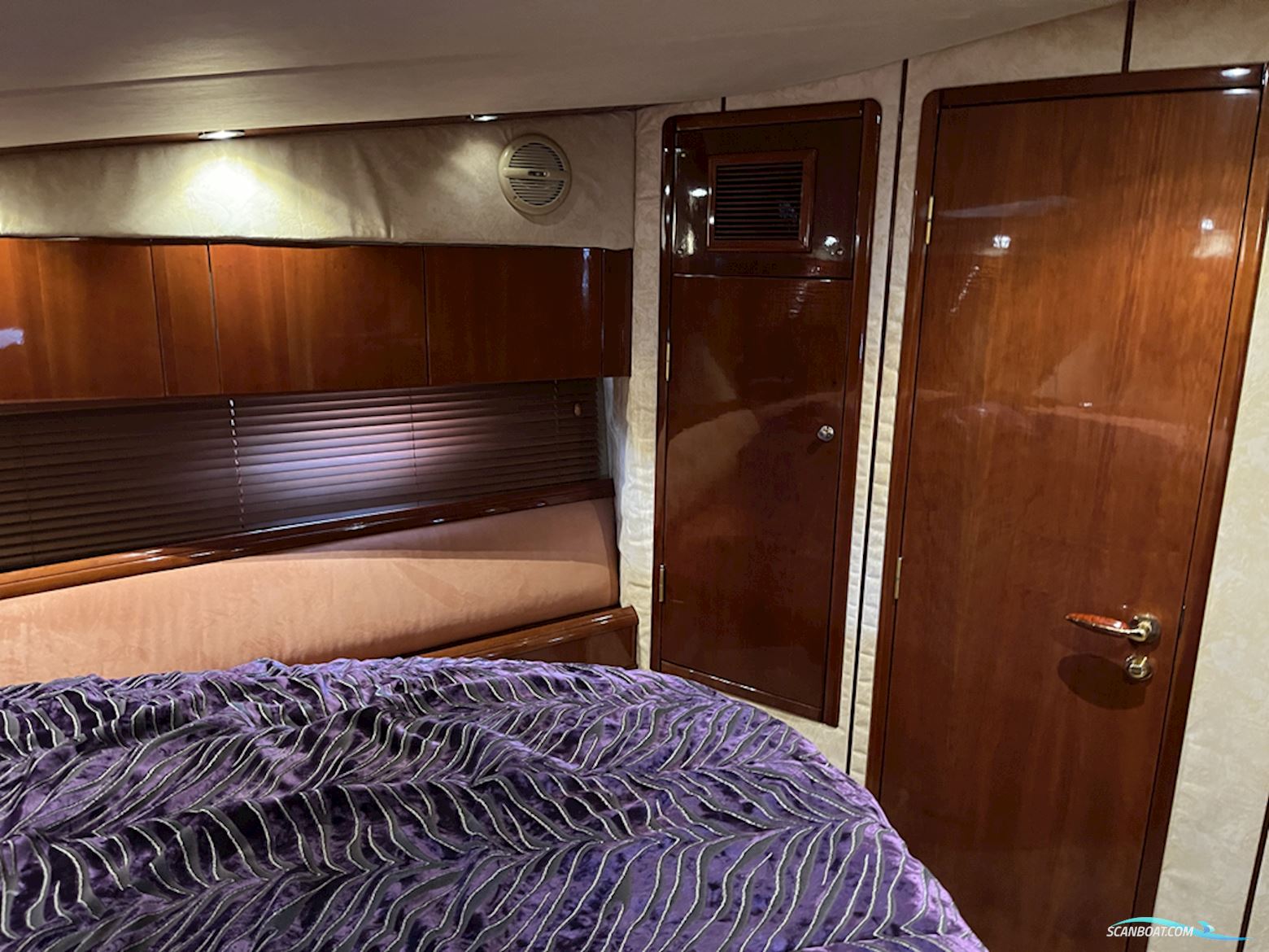 Fairline Squadron 55