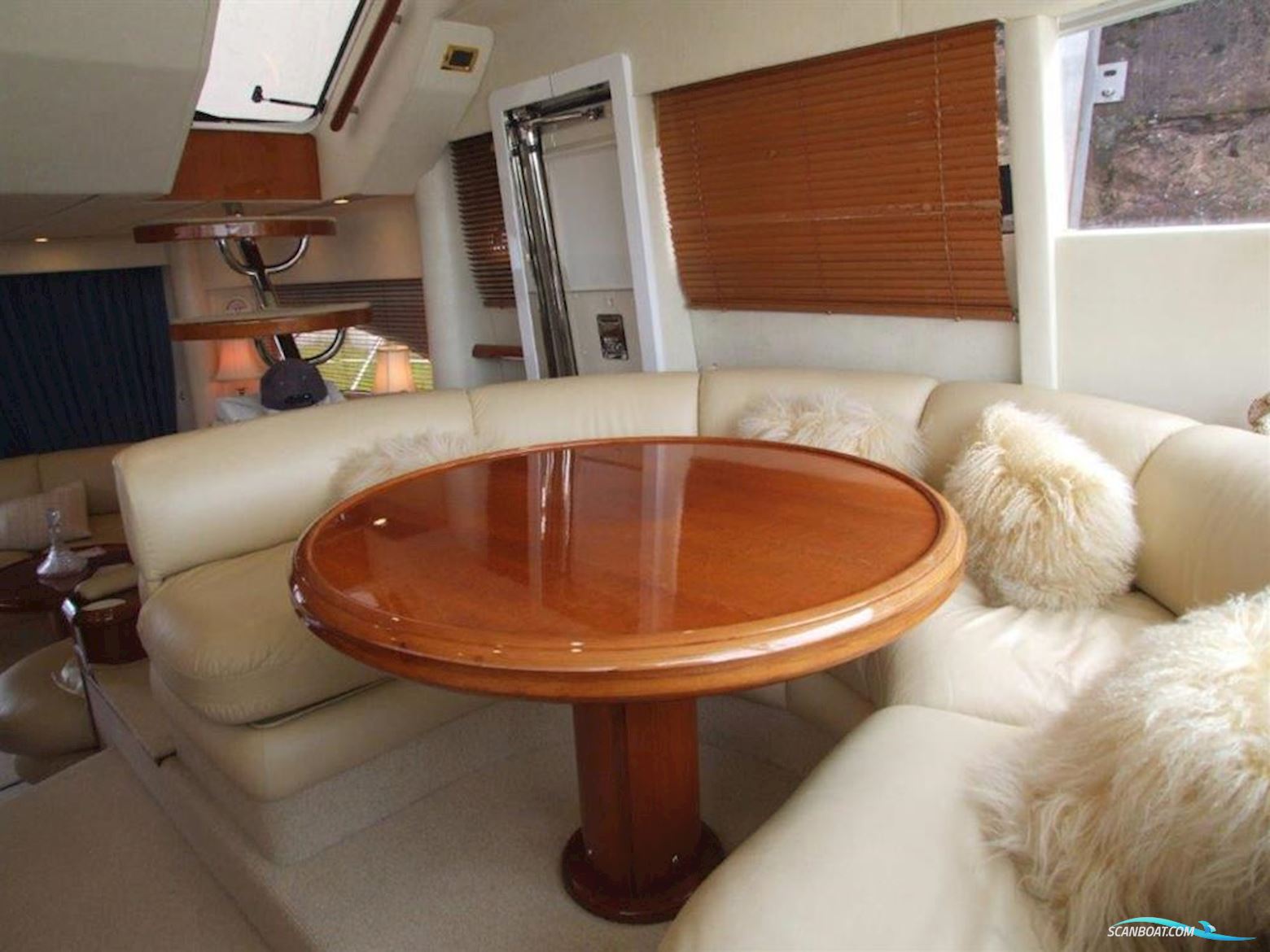 Fairline Squadron 55