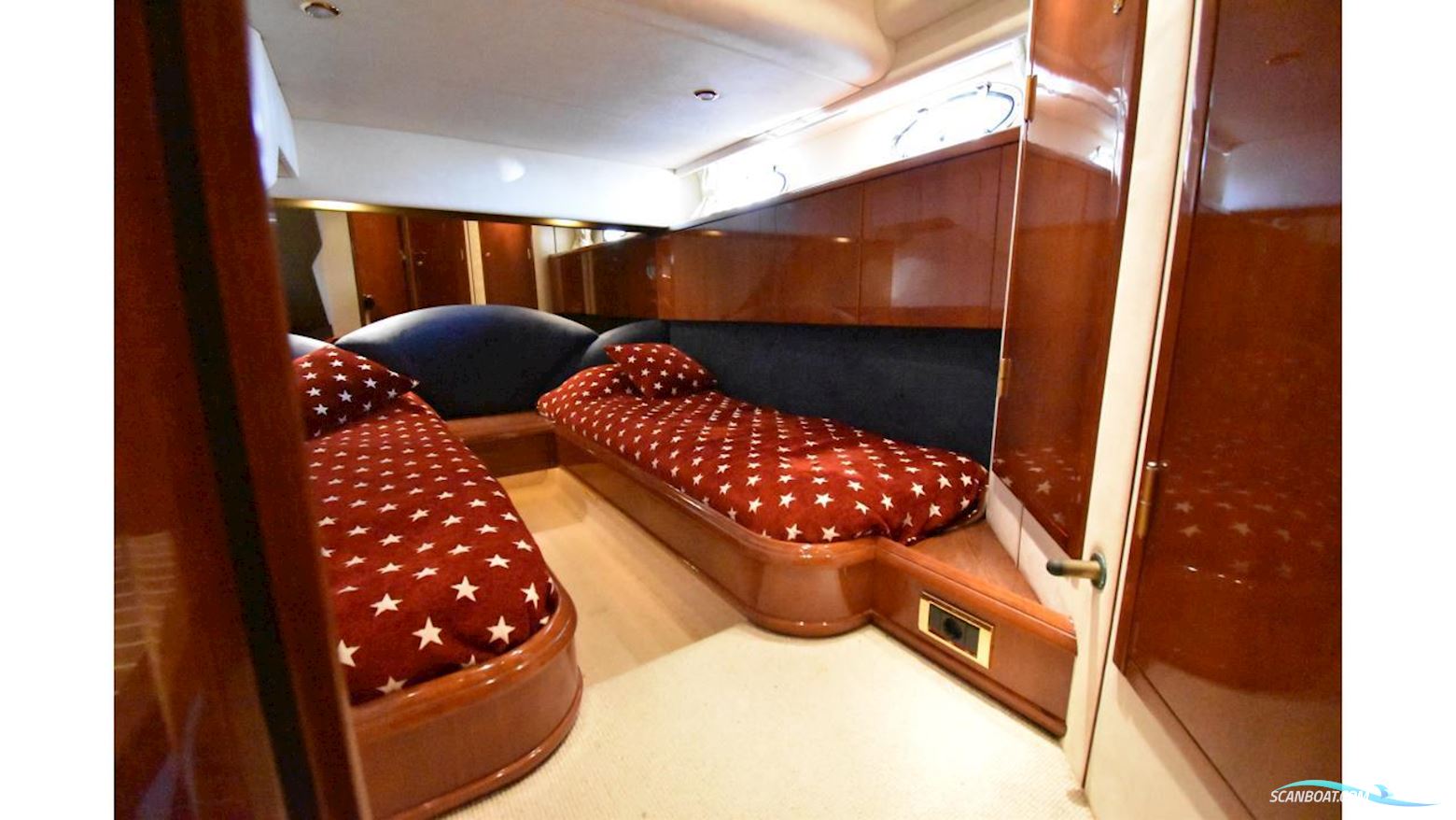 Fairline Squadron 55