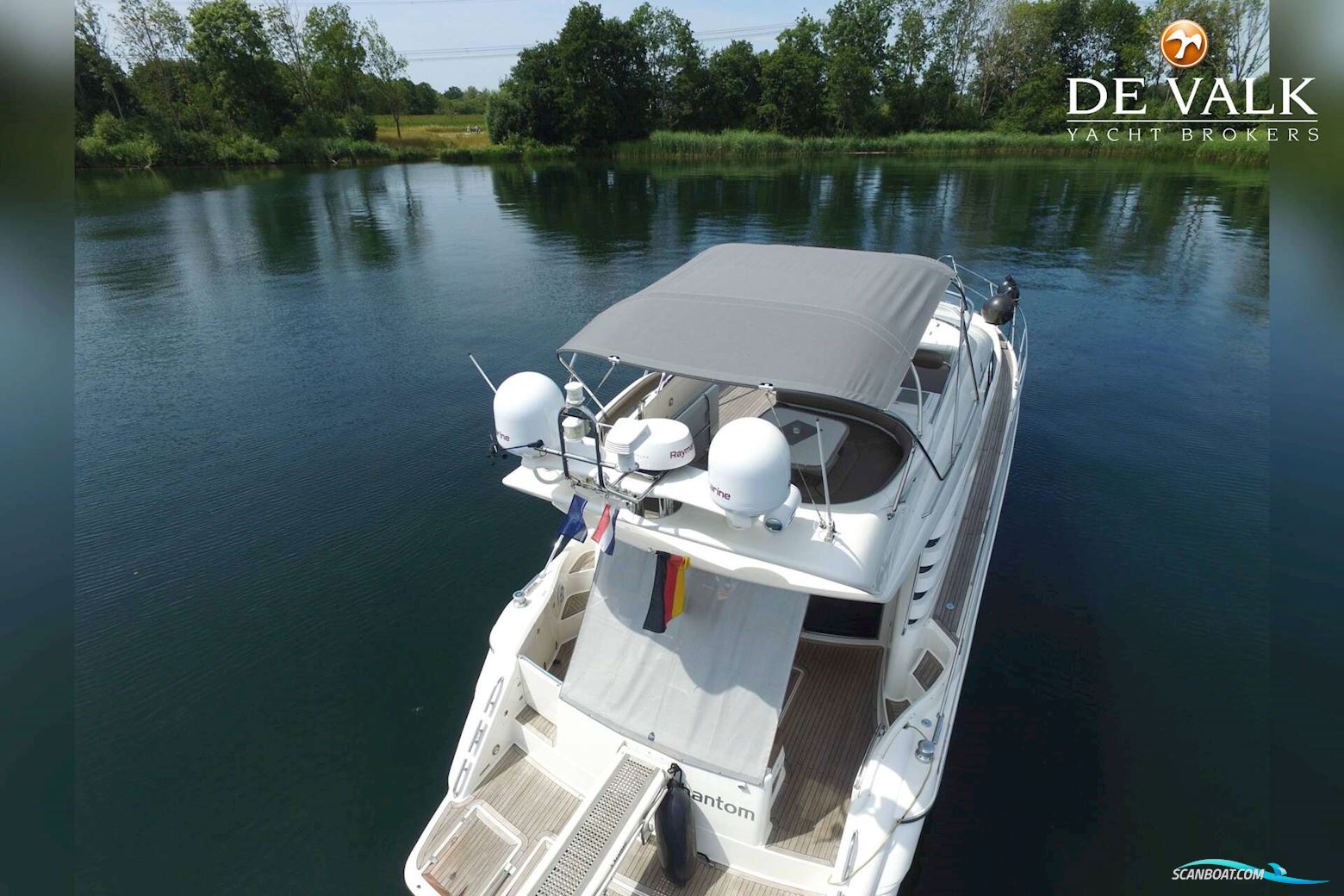 Fairline Squadron 55