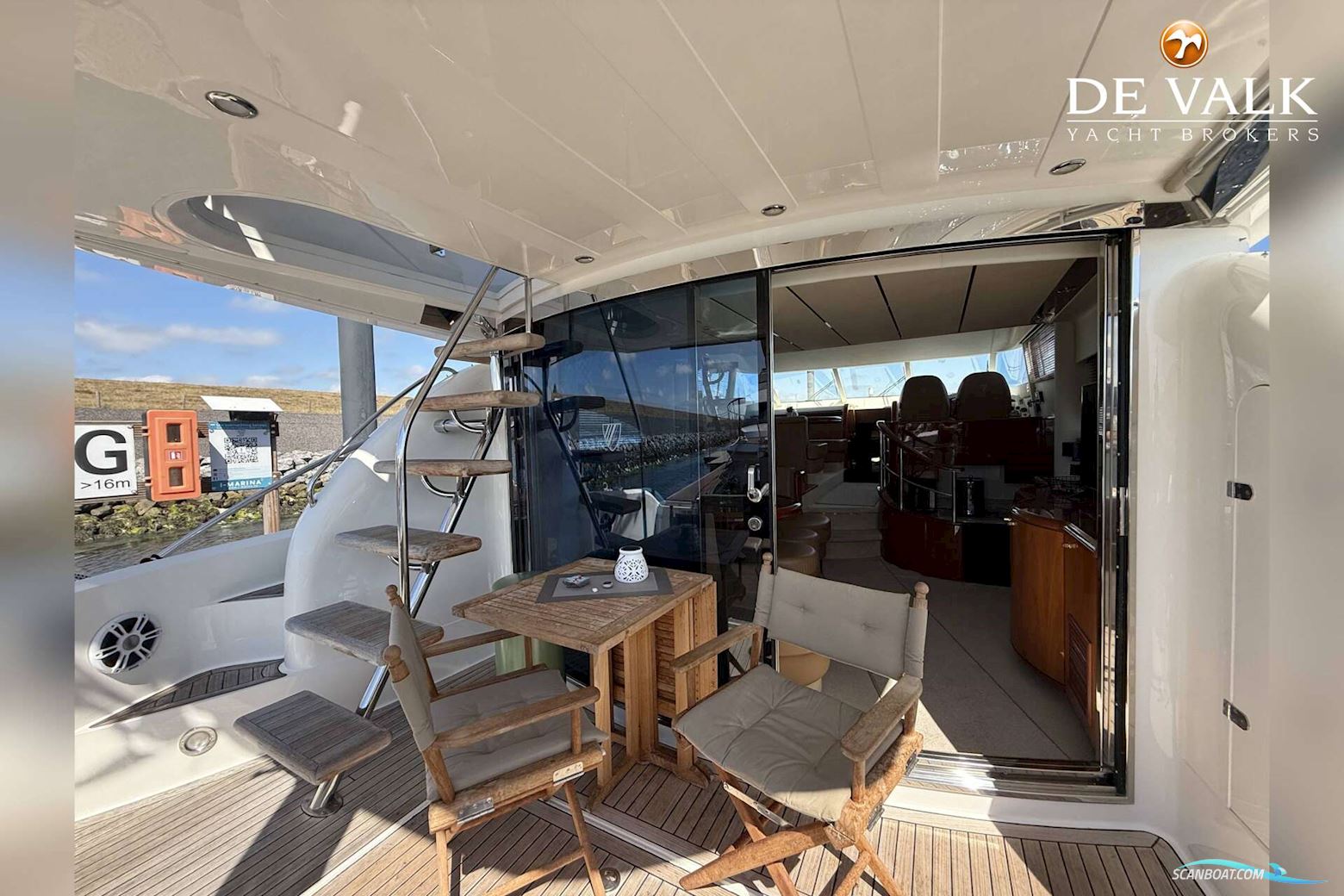 Fairline Squadron 55