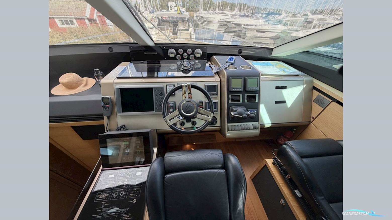 Fairline Squadron 55