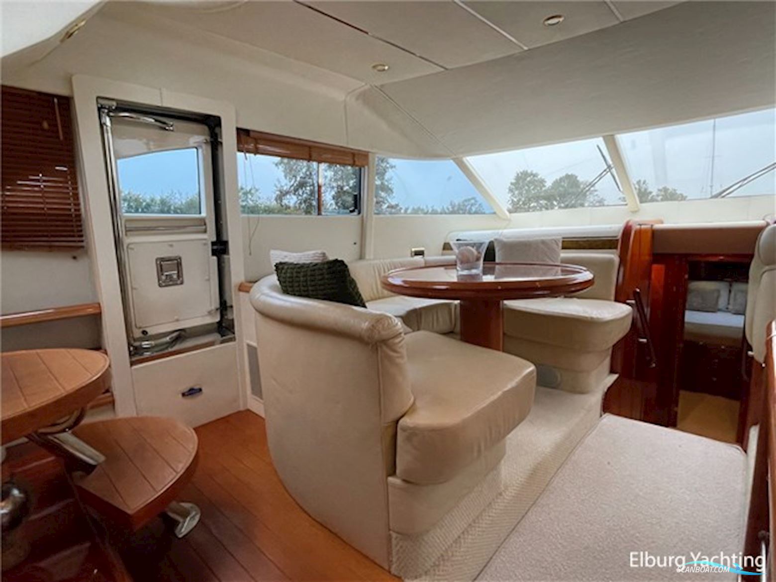 Fairline Squadron 55