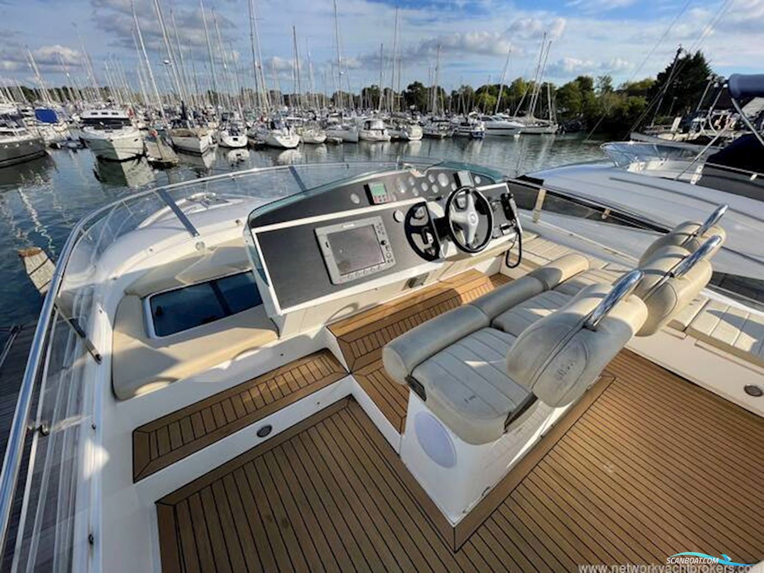 Fairline Squadron 58