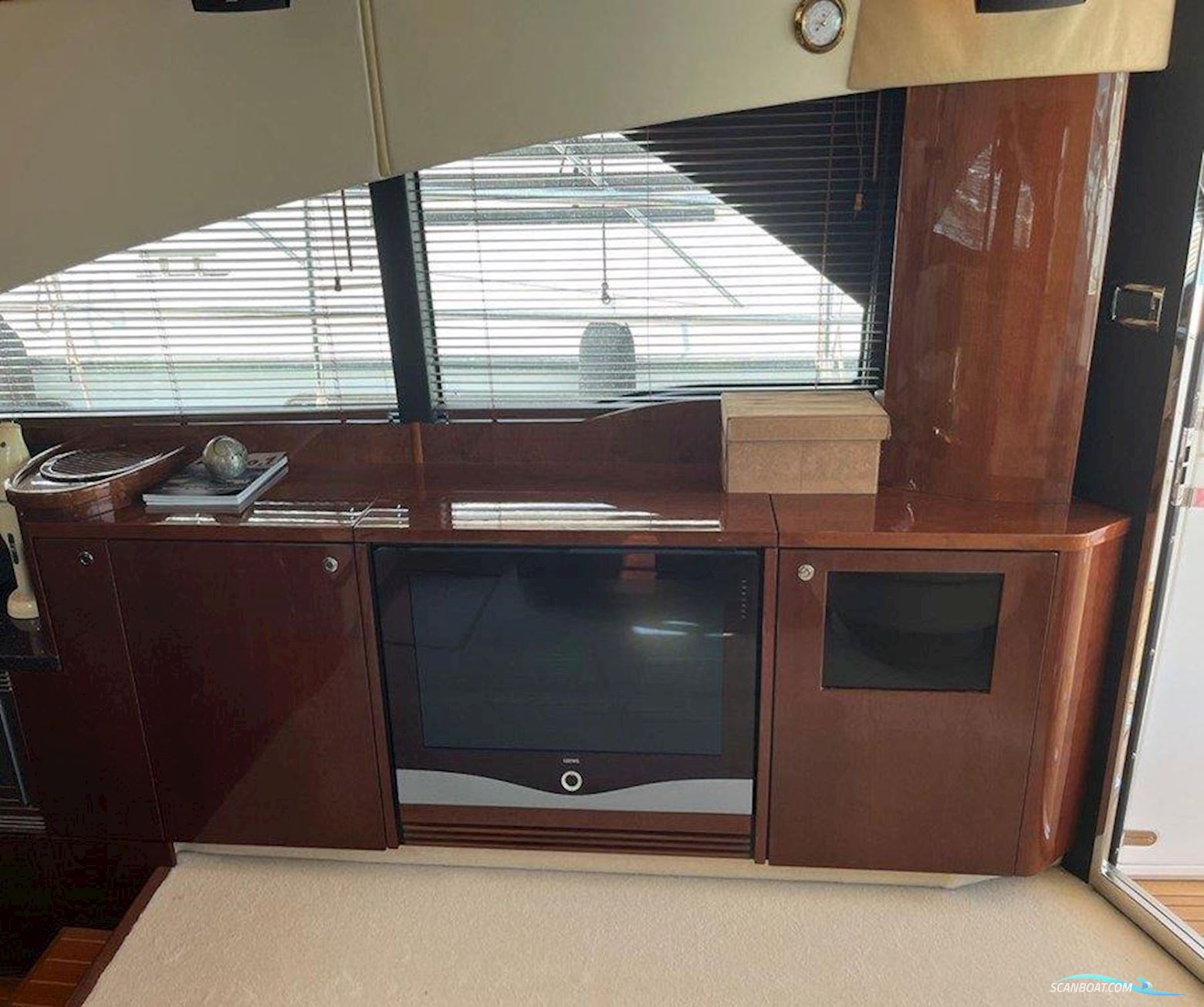 Fairline Squadron 58