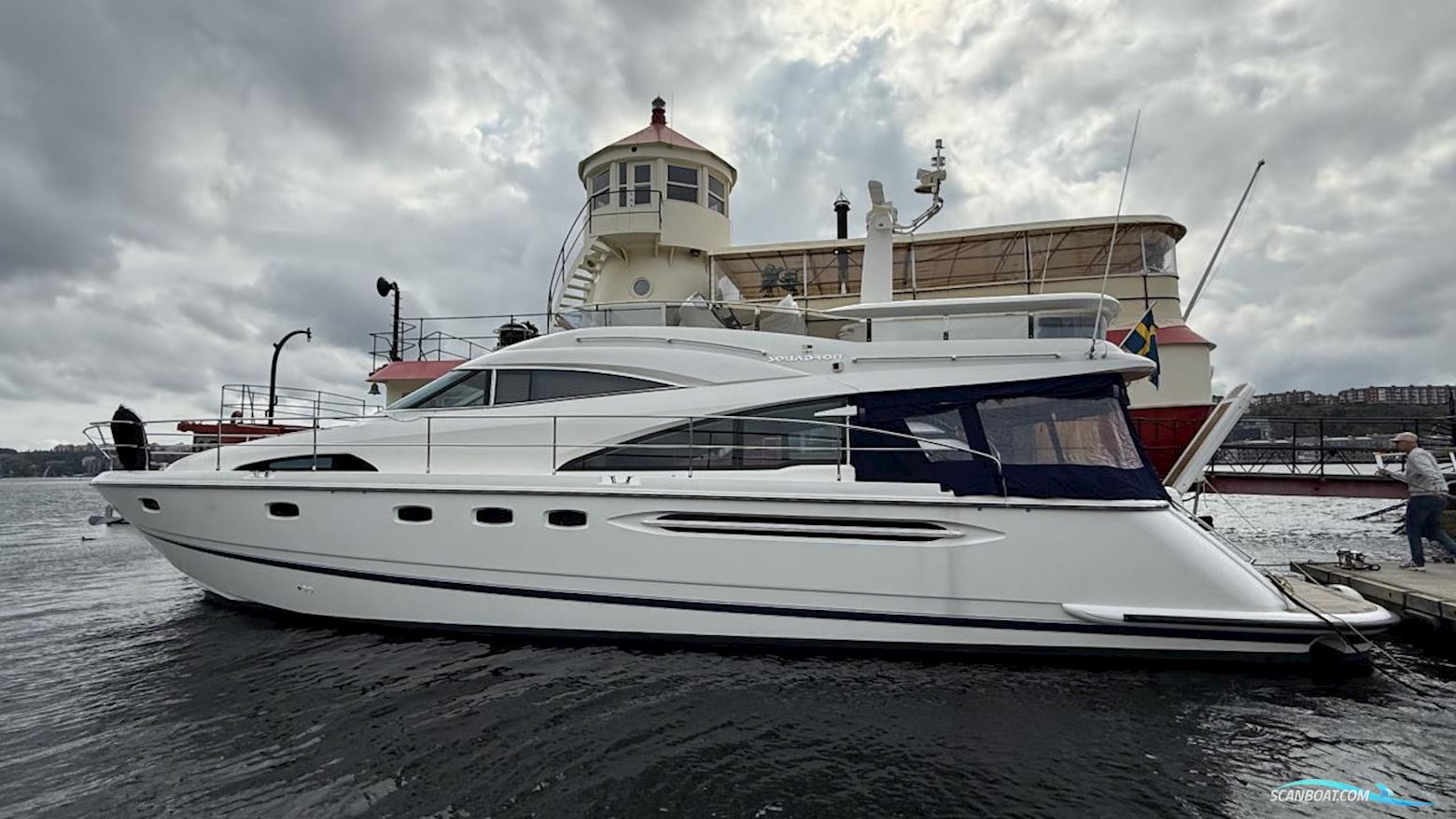 Fairline SQUADRON 58