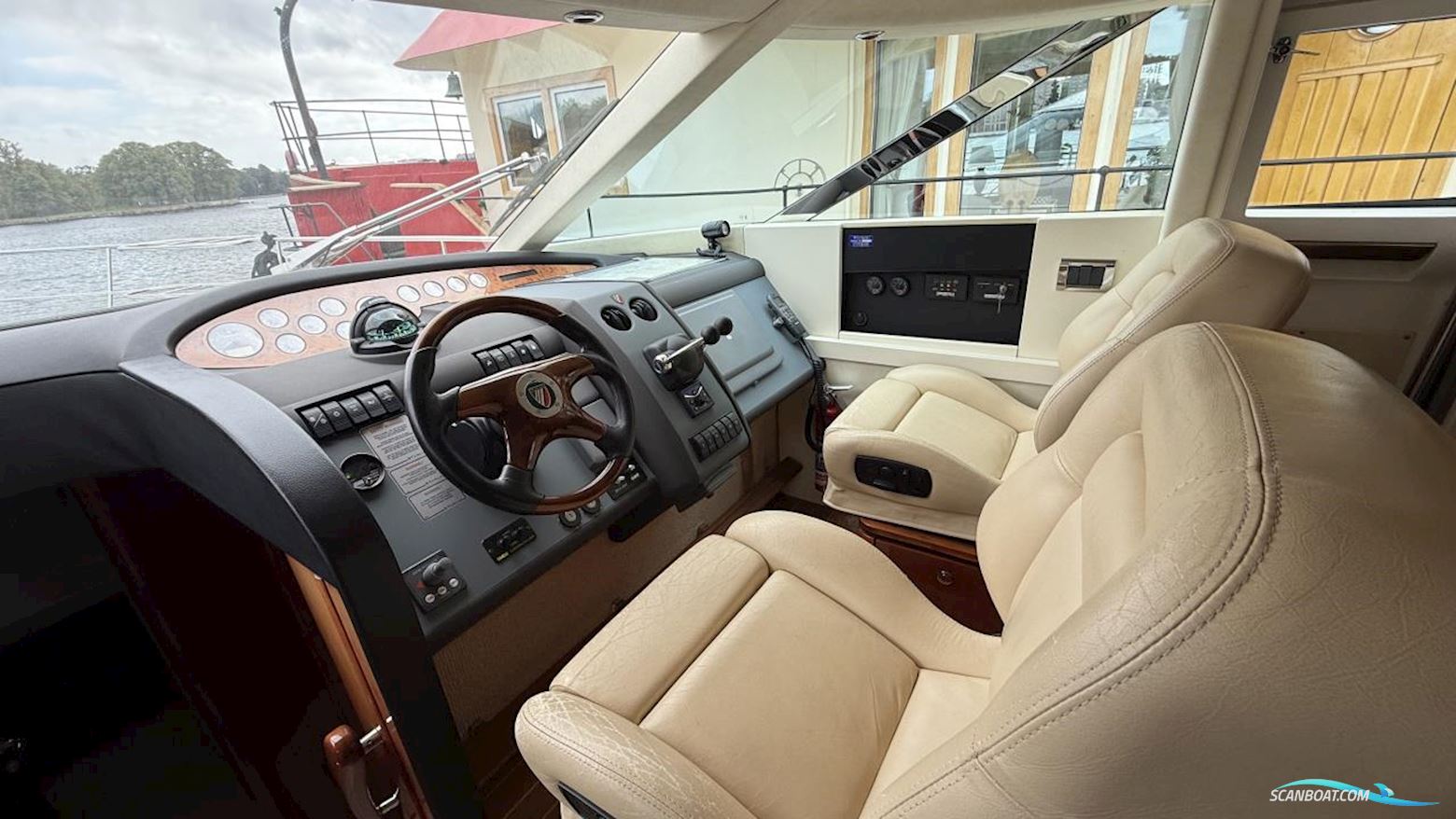 Fairline SQUADRON 58