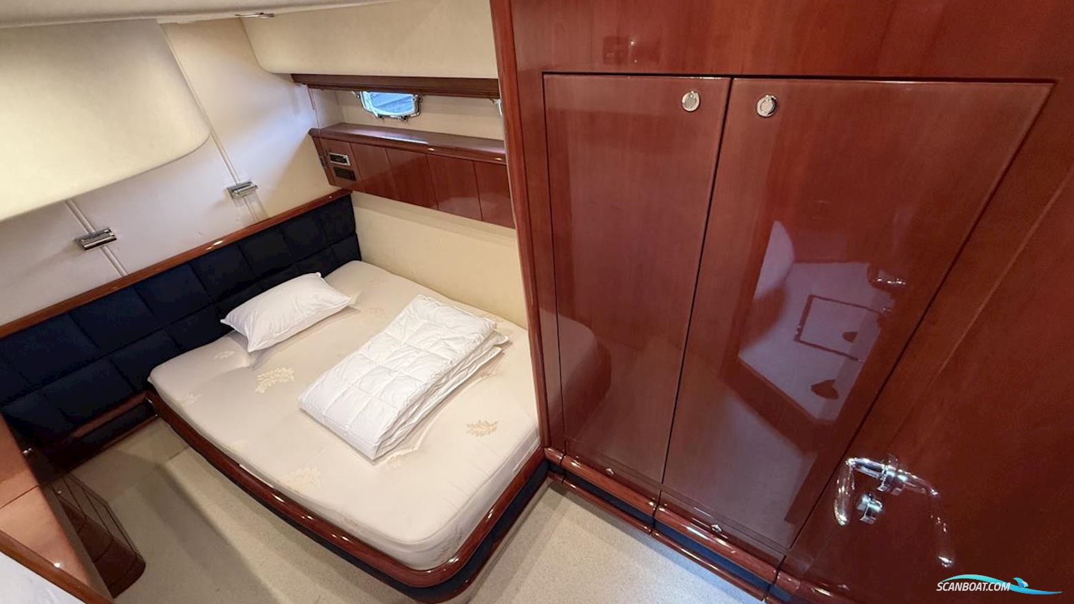 Fairline SQUADRON 58