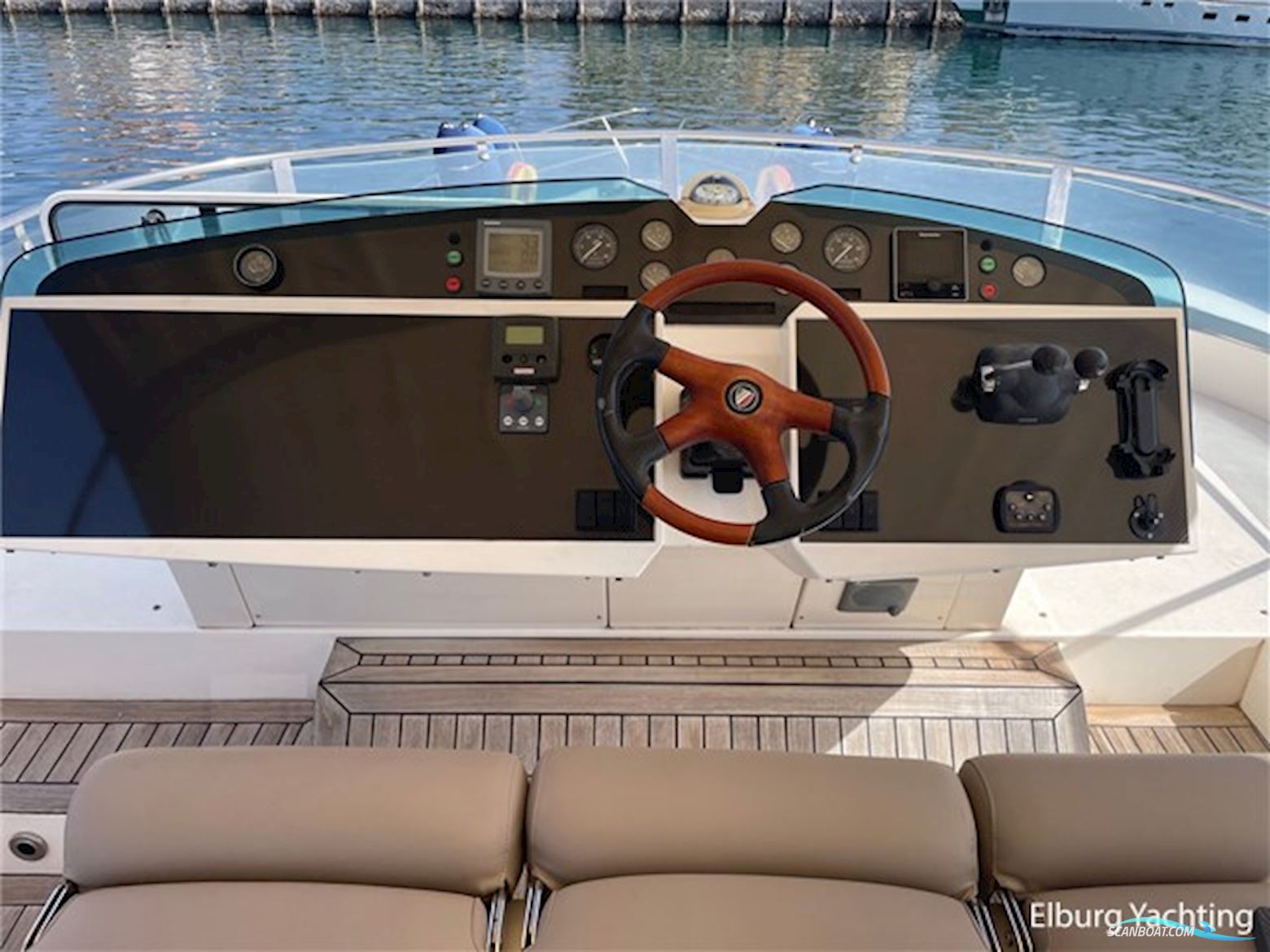 Fairline Squadron 58