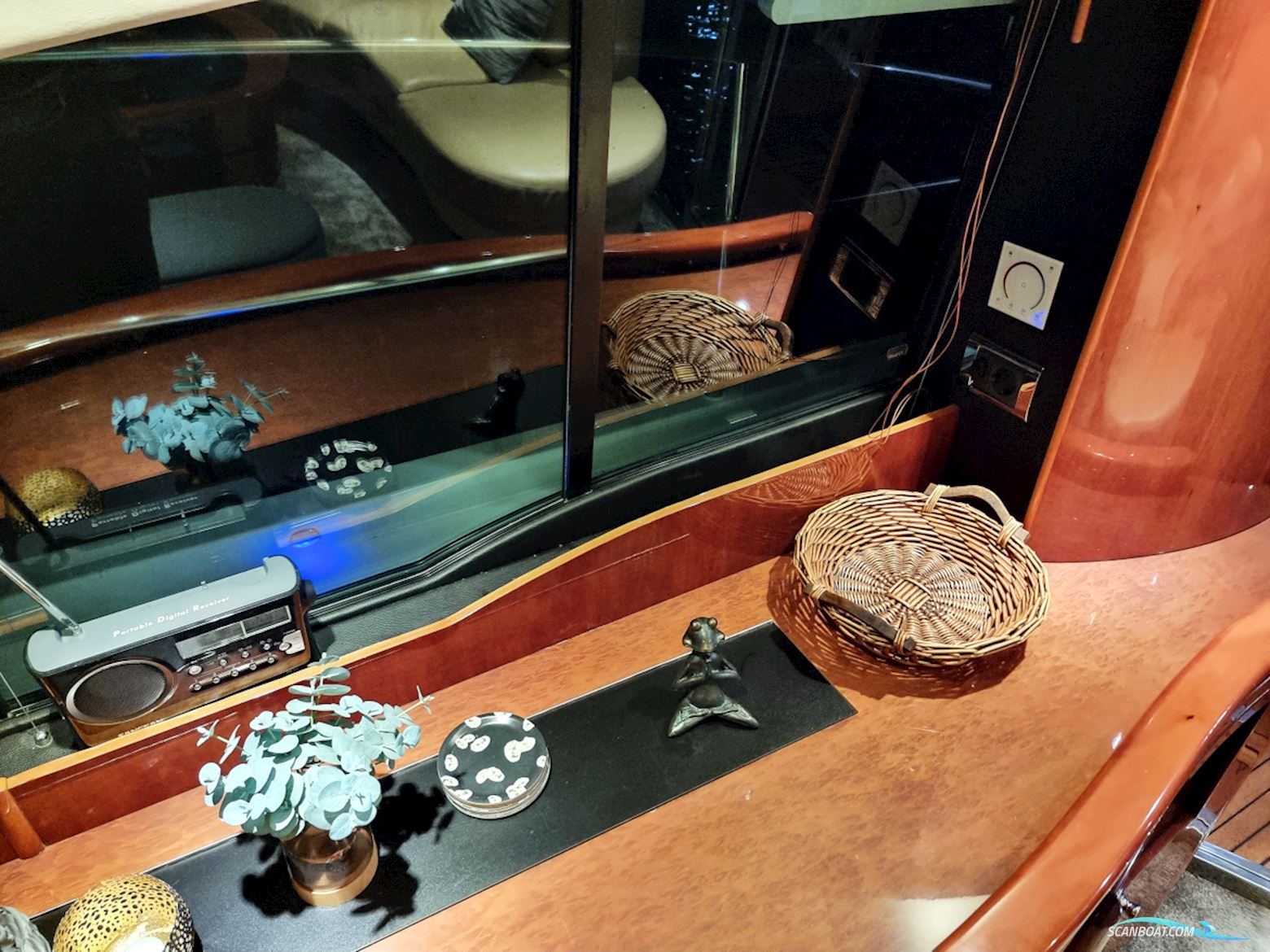 Fairline Squadron 58 Volvo Penta D12-715 EVC