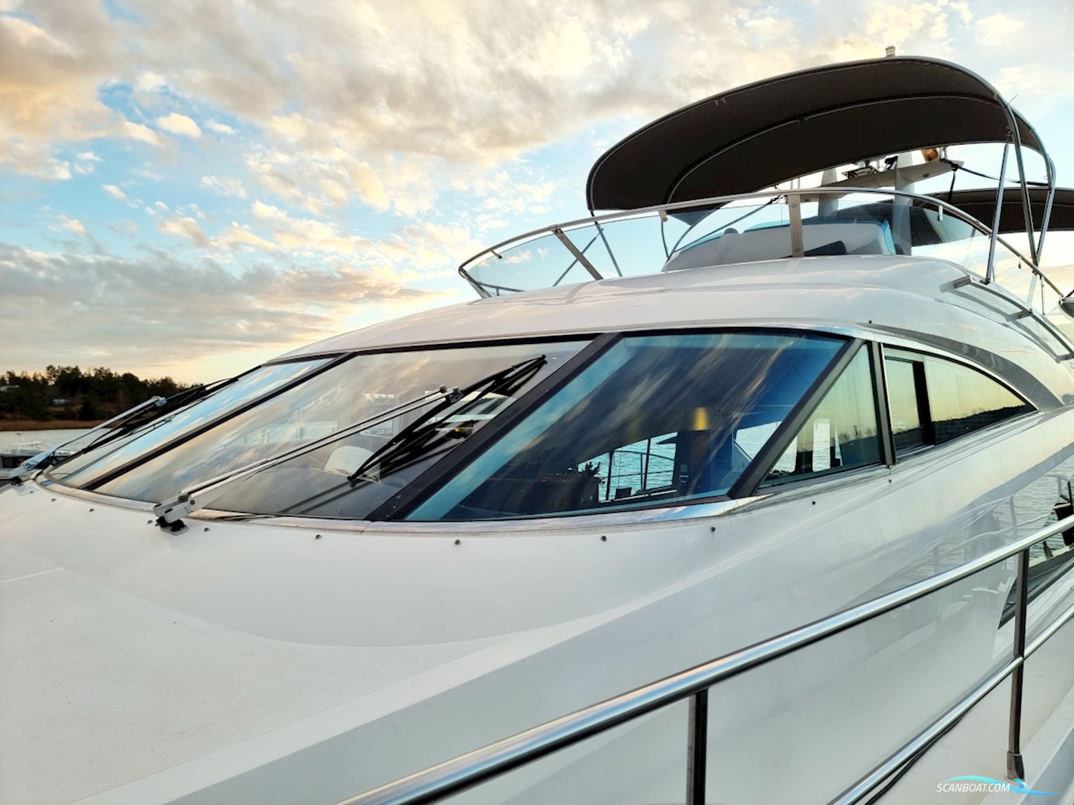 Fairline Squadron 58 Volvo Penta D12-715 Evc
