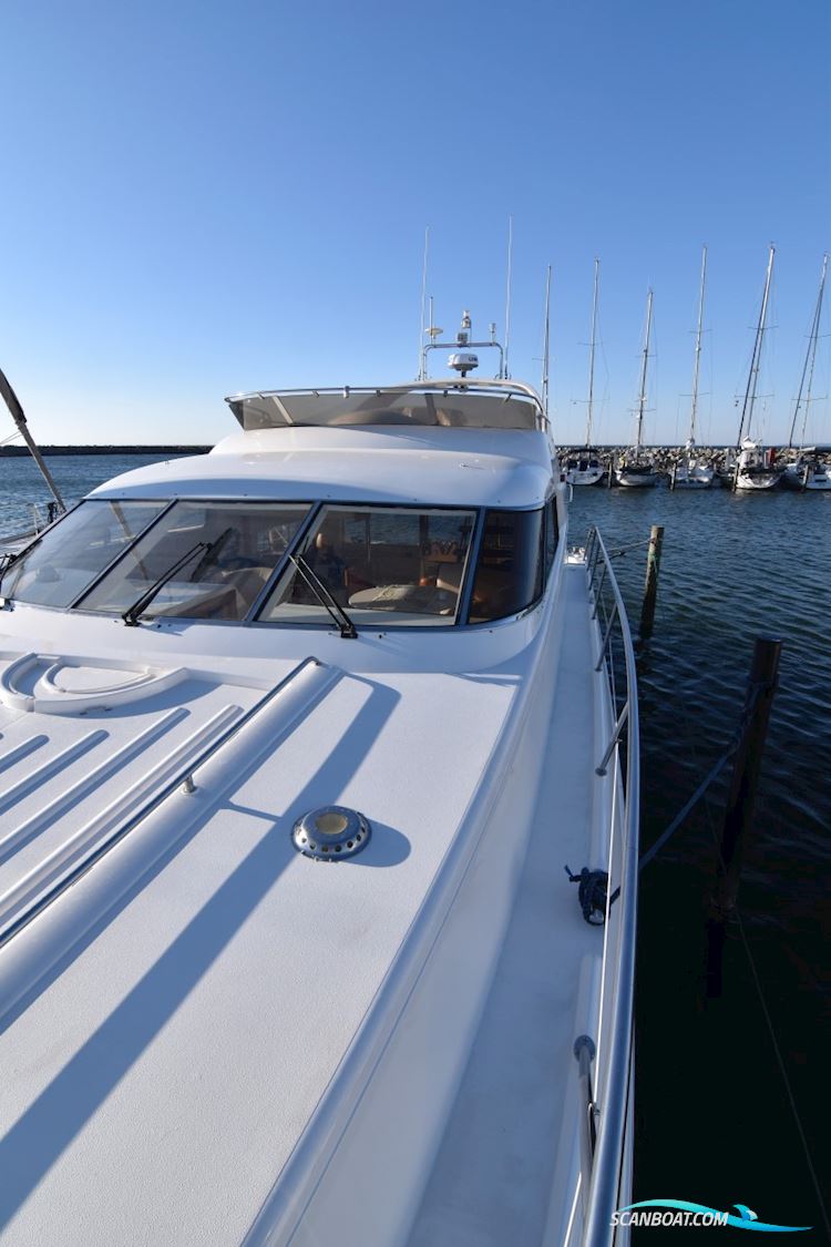 Fairline Squadron 59