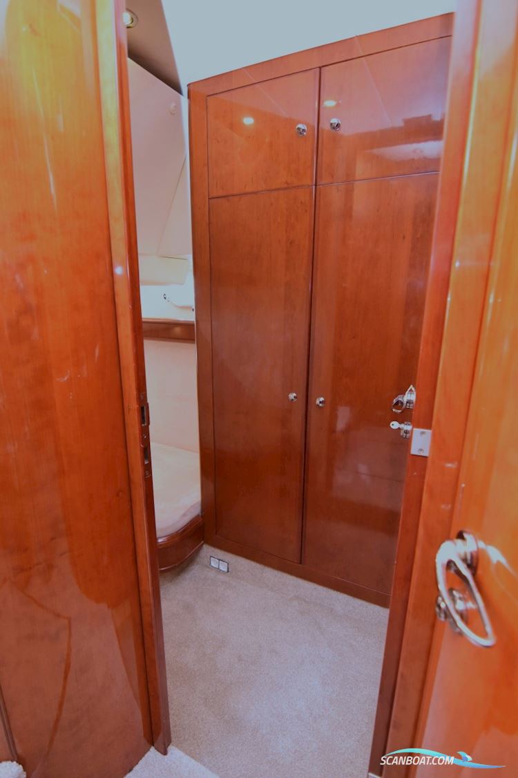 Fairline Squadron 59