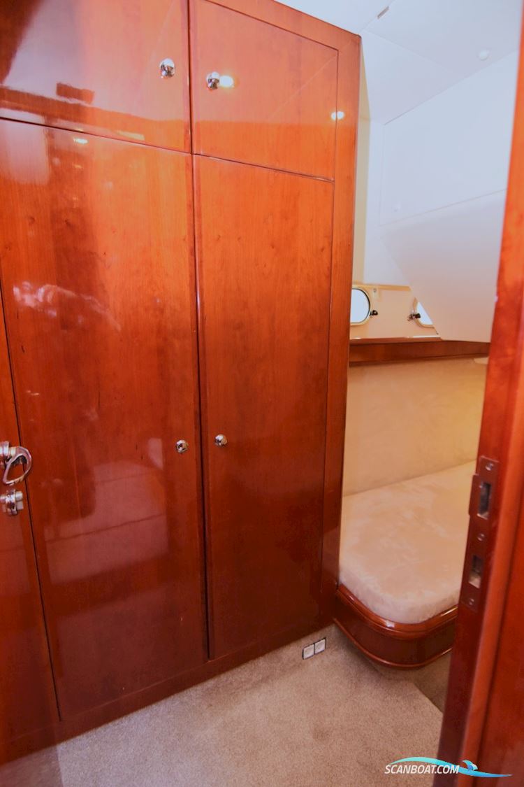 Fairline Squadron 59